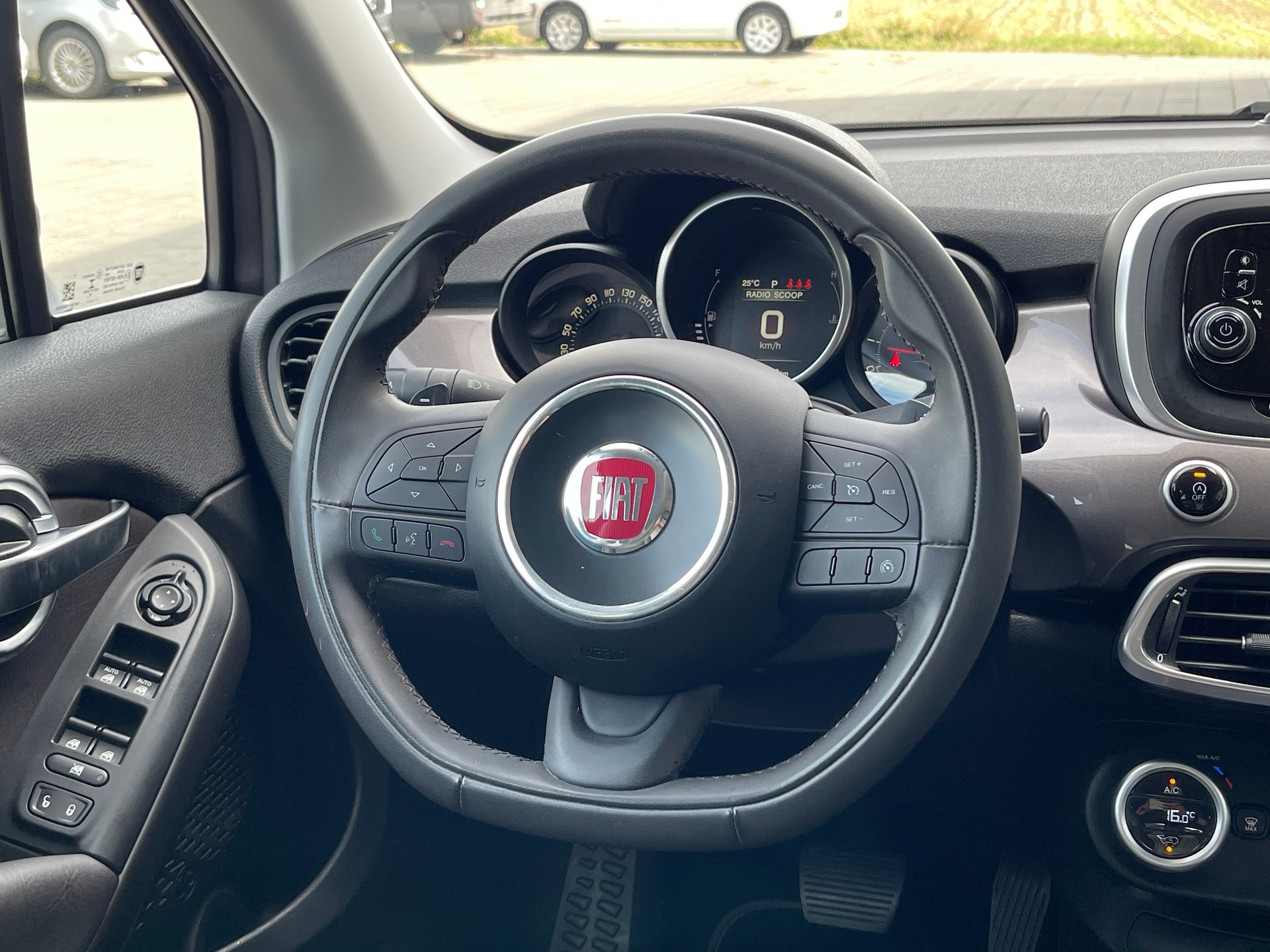 FIAT 500X 1.4T Lounge DCT-image-9