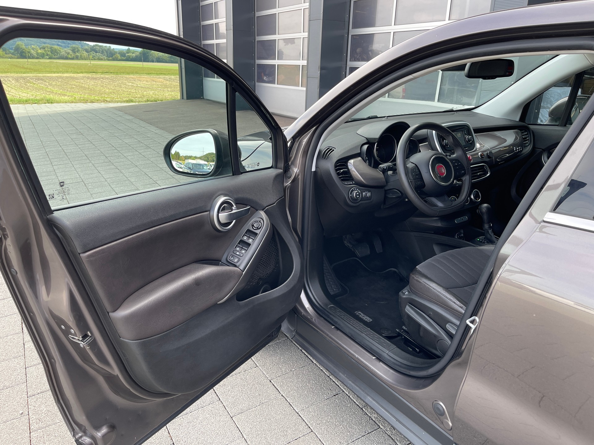 FIAT 500X 1.4T Lounge DCT-image-6
