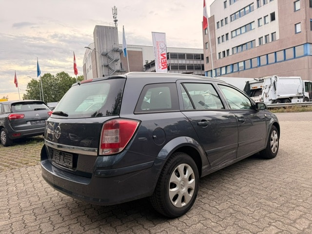 OPEL Astra Caravan 1.6i 16V-image-5