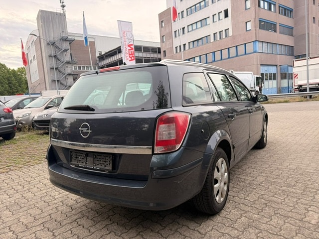OPEL Astra Caravan 1.6i 16V-image-9