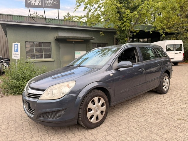 OPEL Astra Caravan 1.6i 16V-image-10