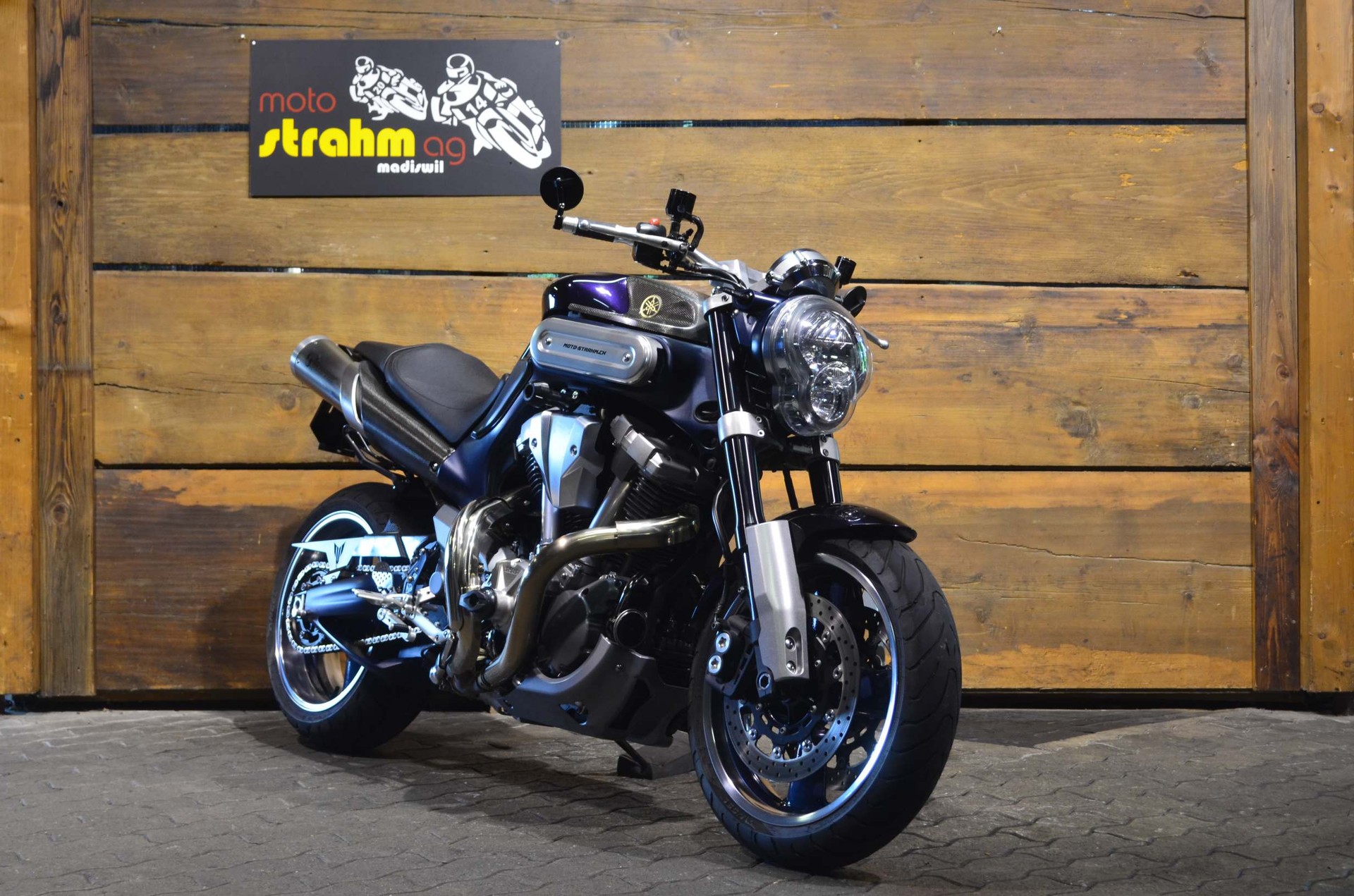 YAMAHA MT-01