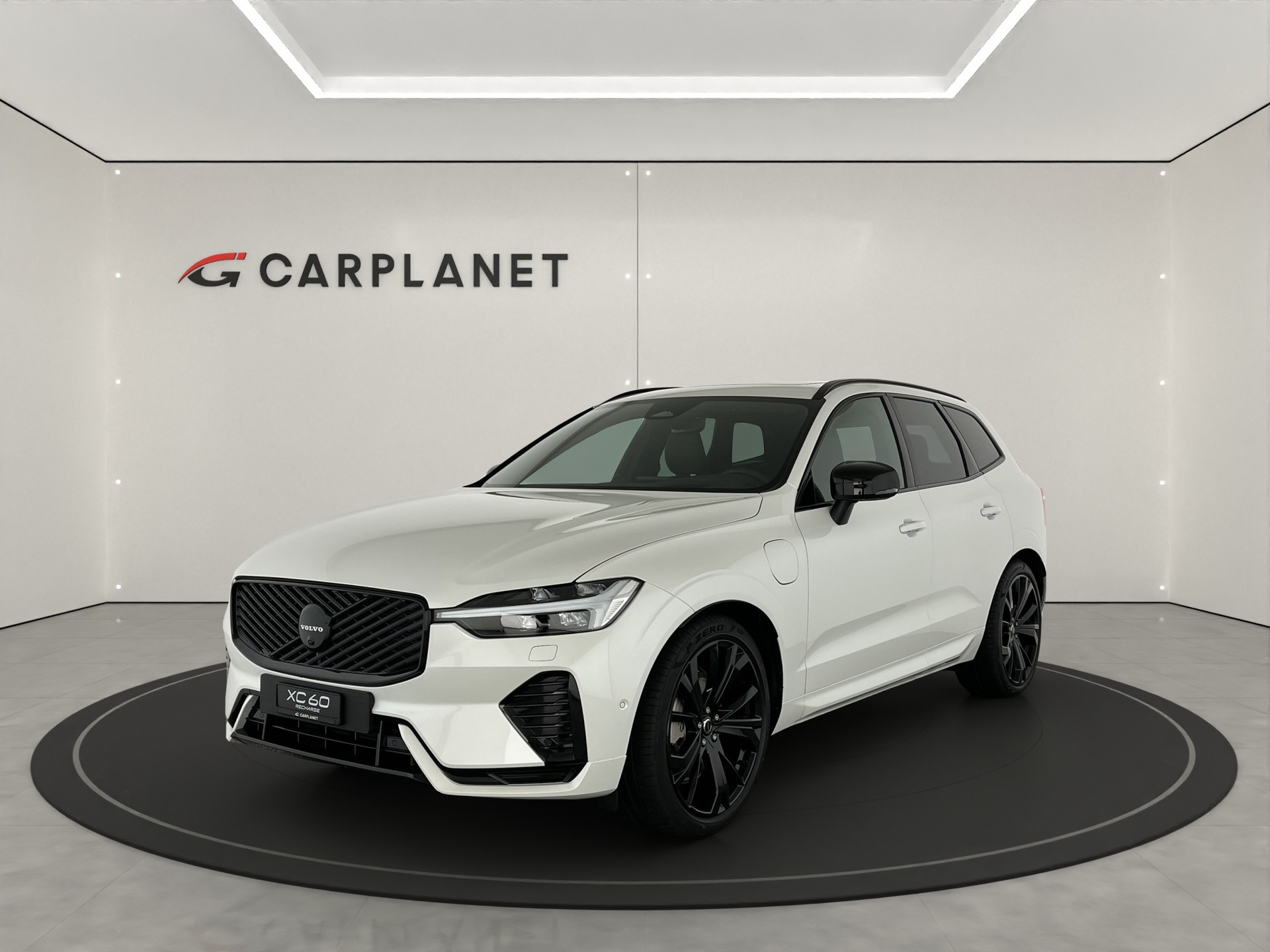 VOLVO XC60 2.0 T8 TE Black Edition eAWD-image-0