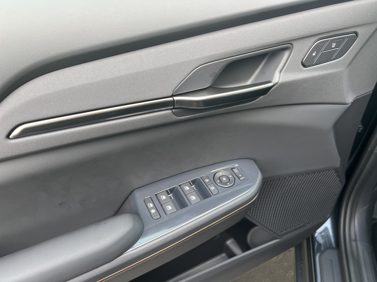 KIA EV5 81 kWh Earth 4x4-image-19