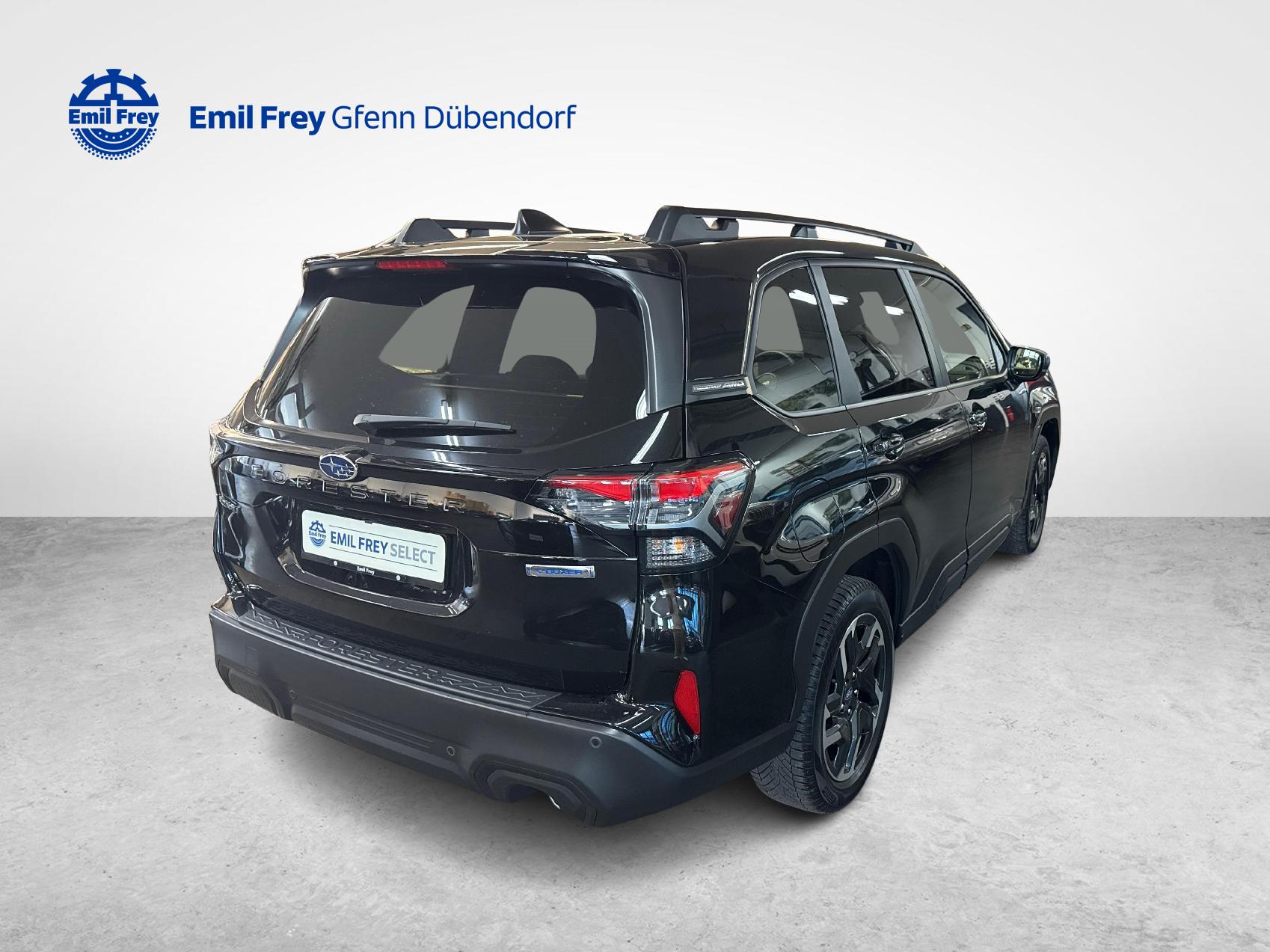 SUBARU Forester Station 2.0i e-Boxer Swiss Plus-image-4