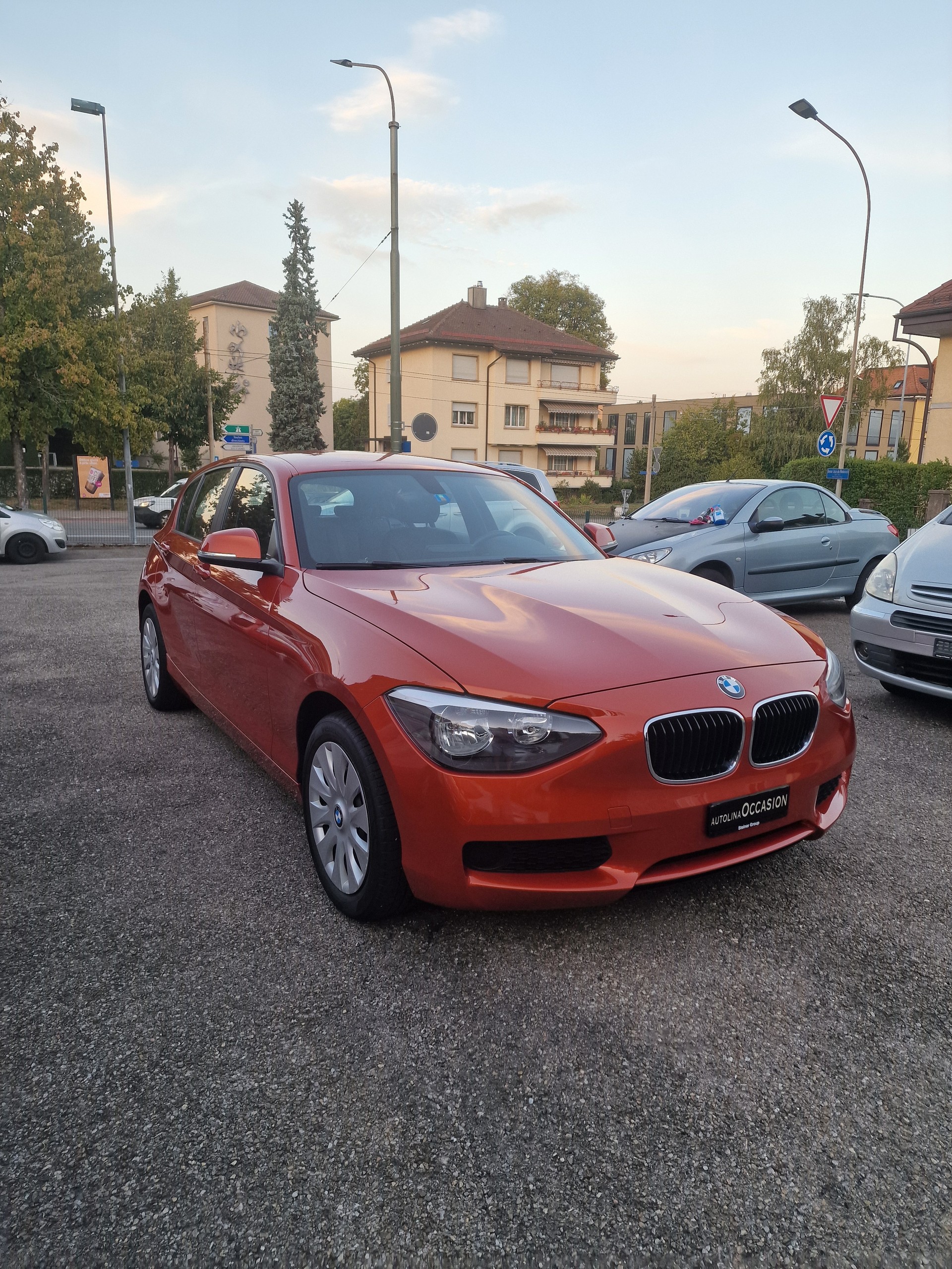 BMW 114i Business-image-1