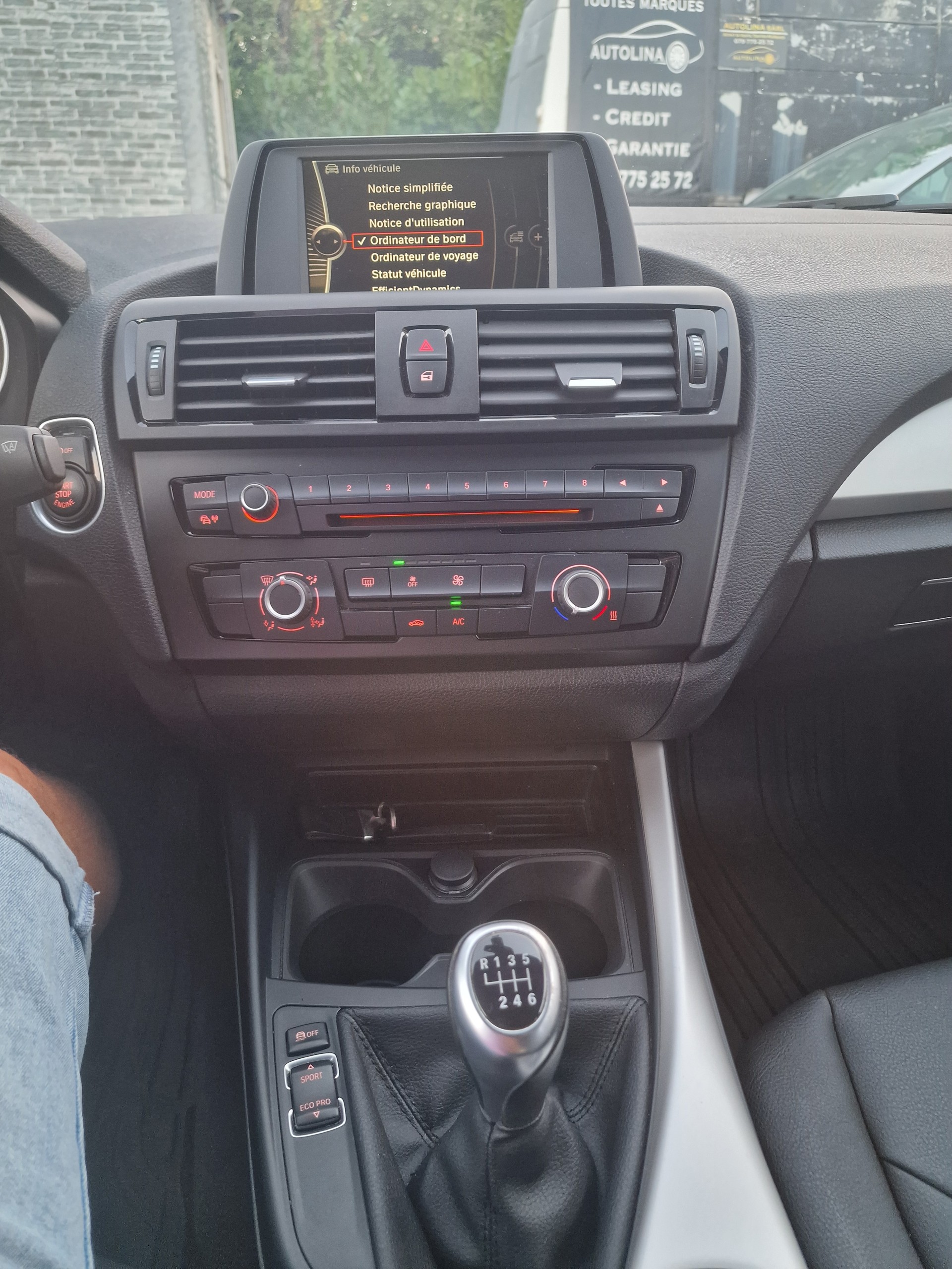 BMW 114i Business-image-13