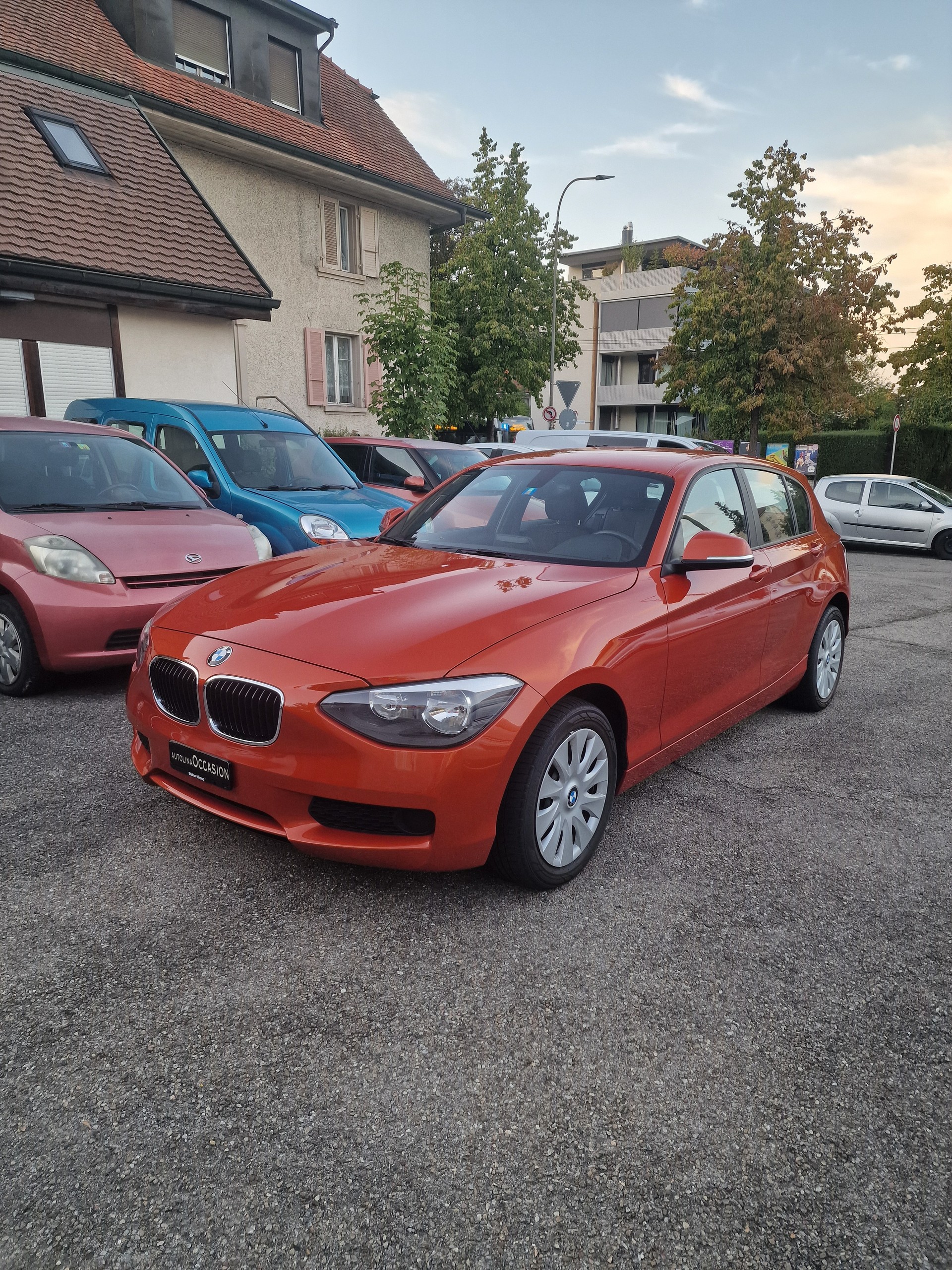 BMW 114i Business-image-0