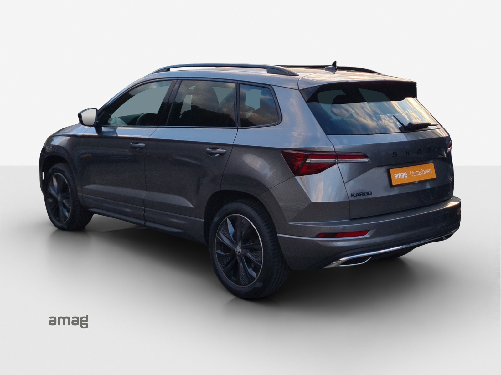 SKODA Karoq 2.0 TSI SportLine 4x4 DSG-image-2