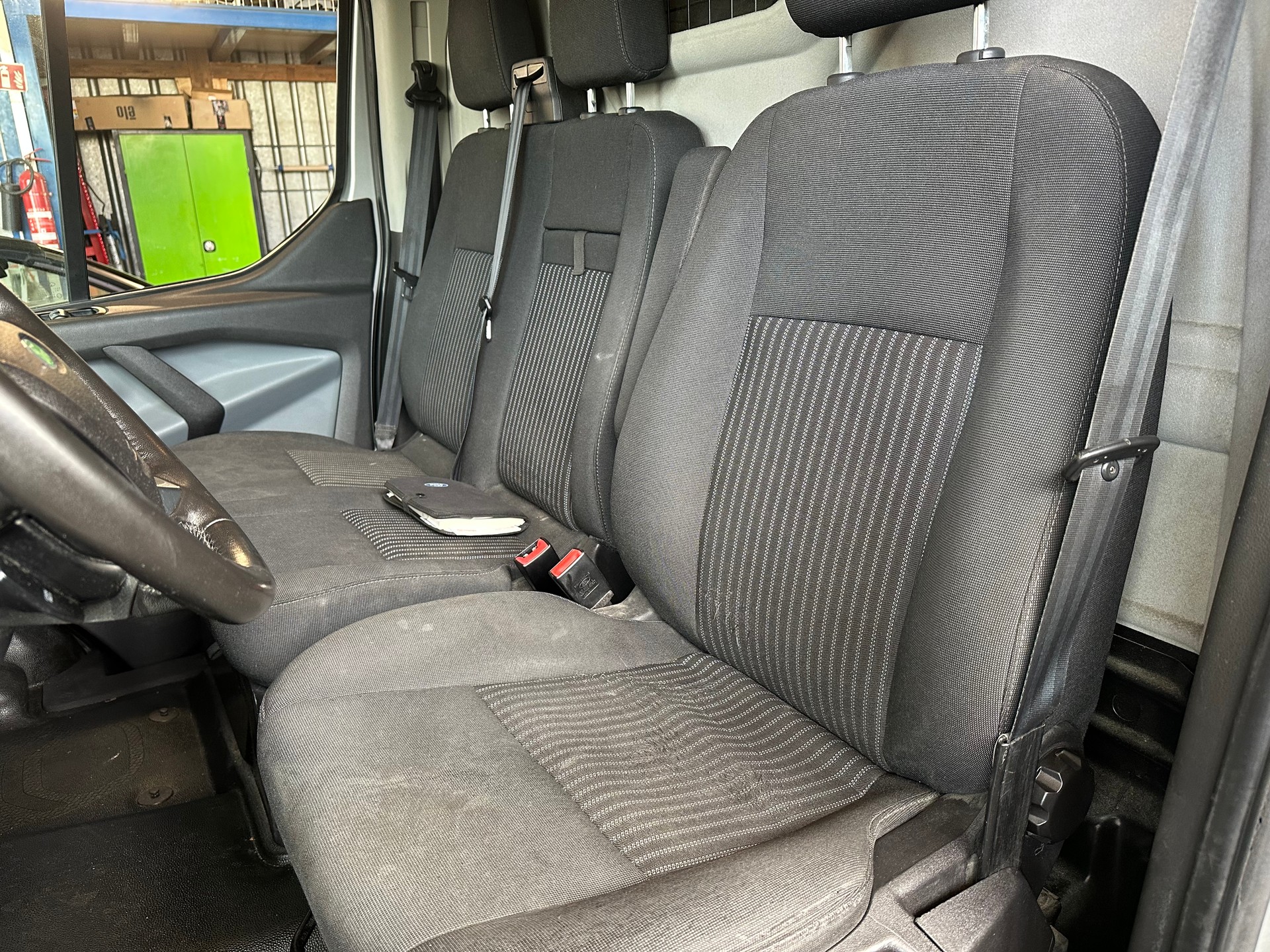 FORD Transit Custom Van 270 L1H1 Trend-image-9
