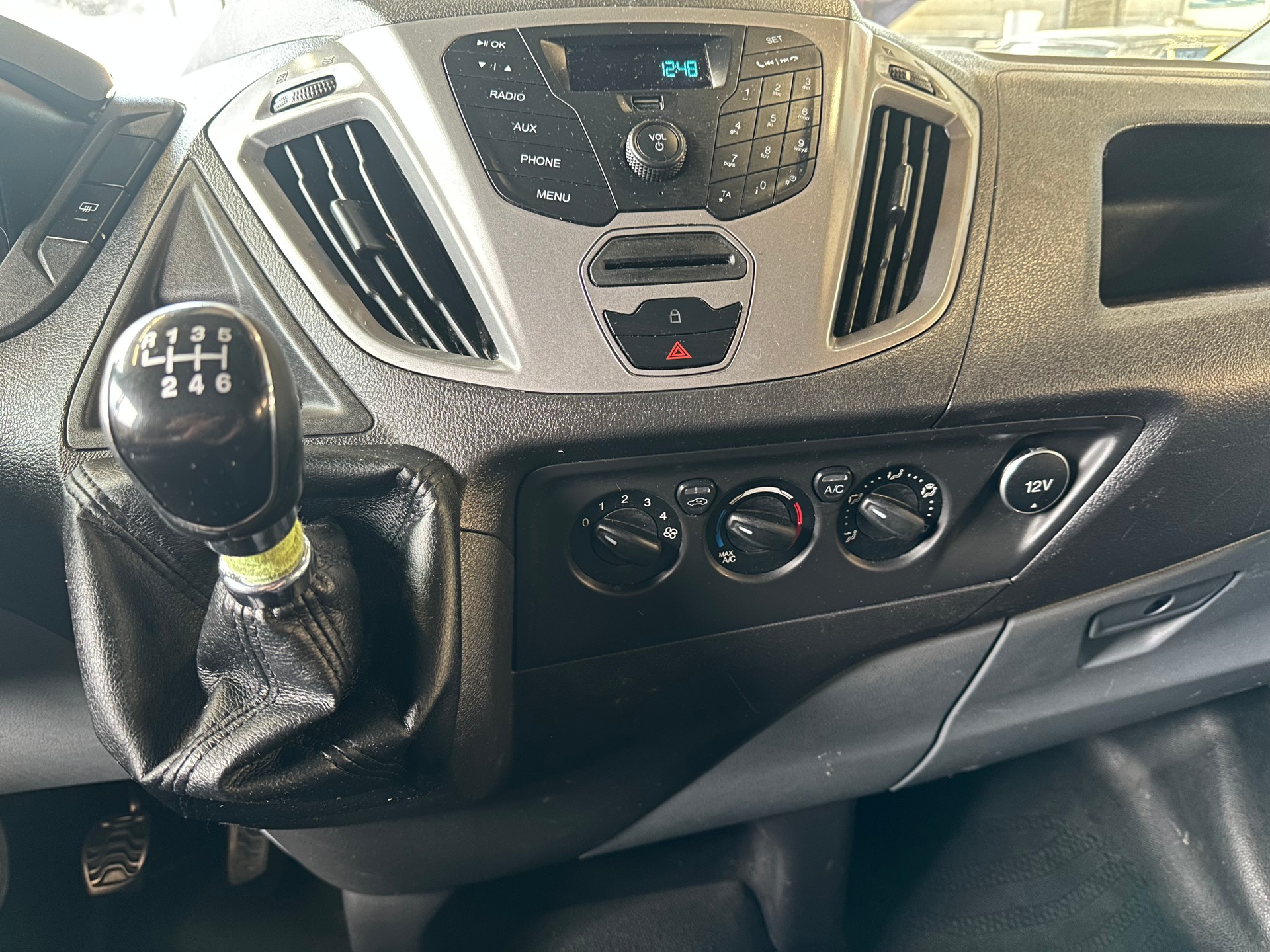 FORD Transit Custom Van 270 L1H1 Trend-image-10
