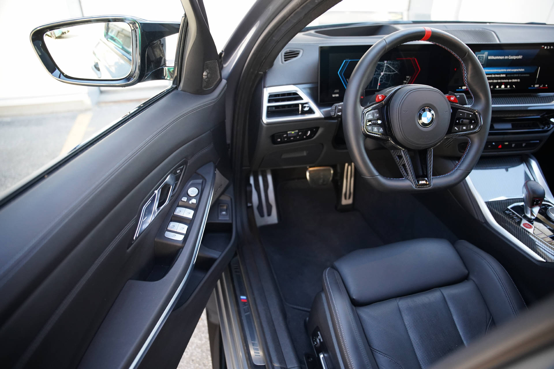 BMW M3 Competition M xDrive LCI-image-8