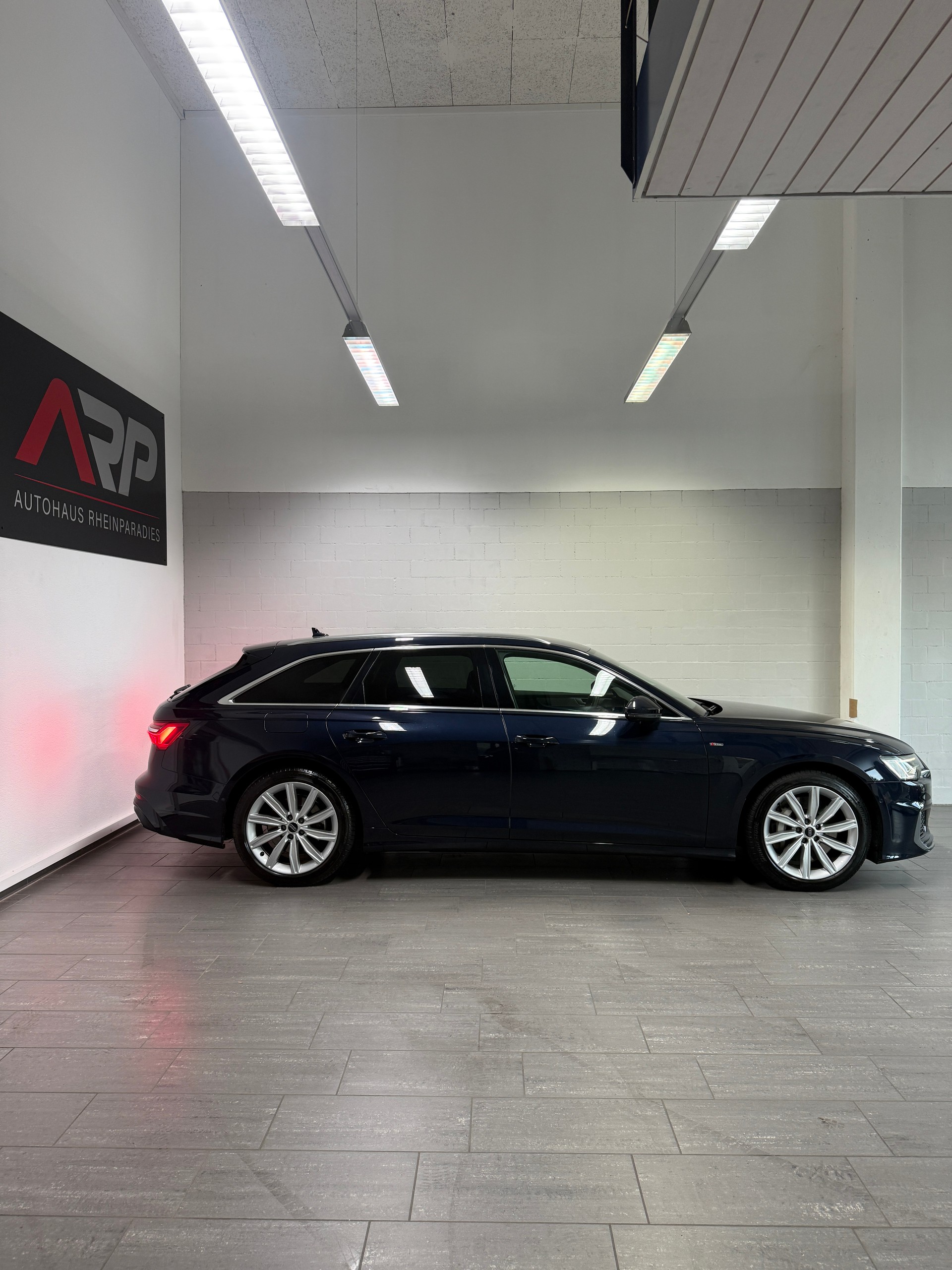 AUDI A6 Avant 50 TFSIe Sport quattro S-tronic S Line-showroom-element-2