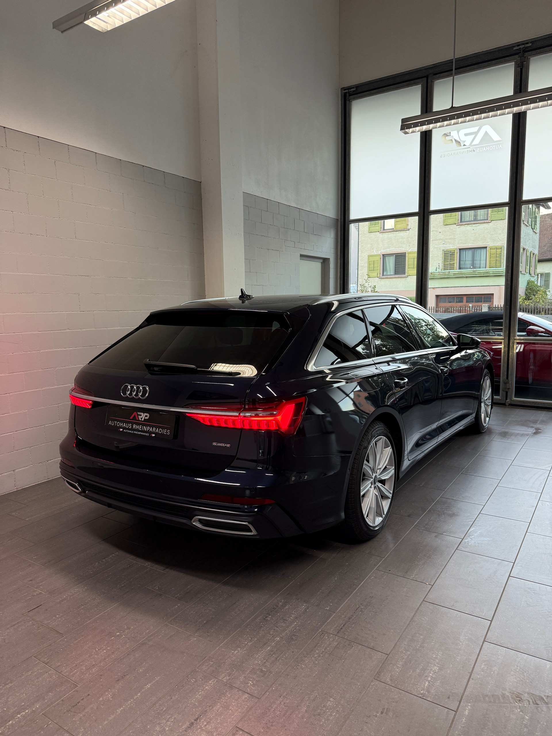 AUDI A6 Avant 50 TFSIe Sport quattro S-tronic S Line-showroom-element-3