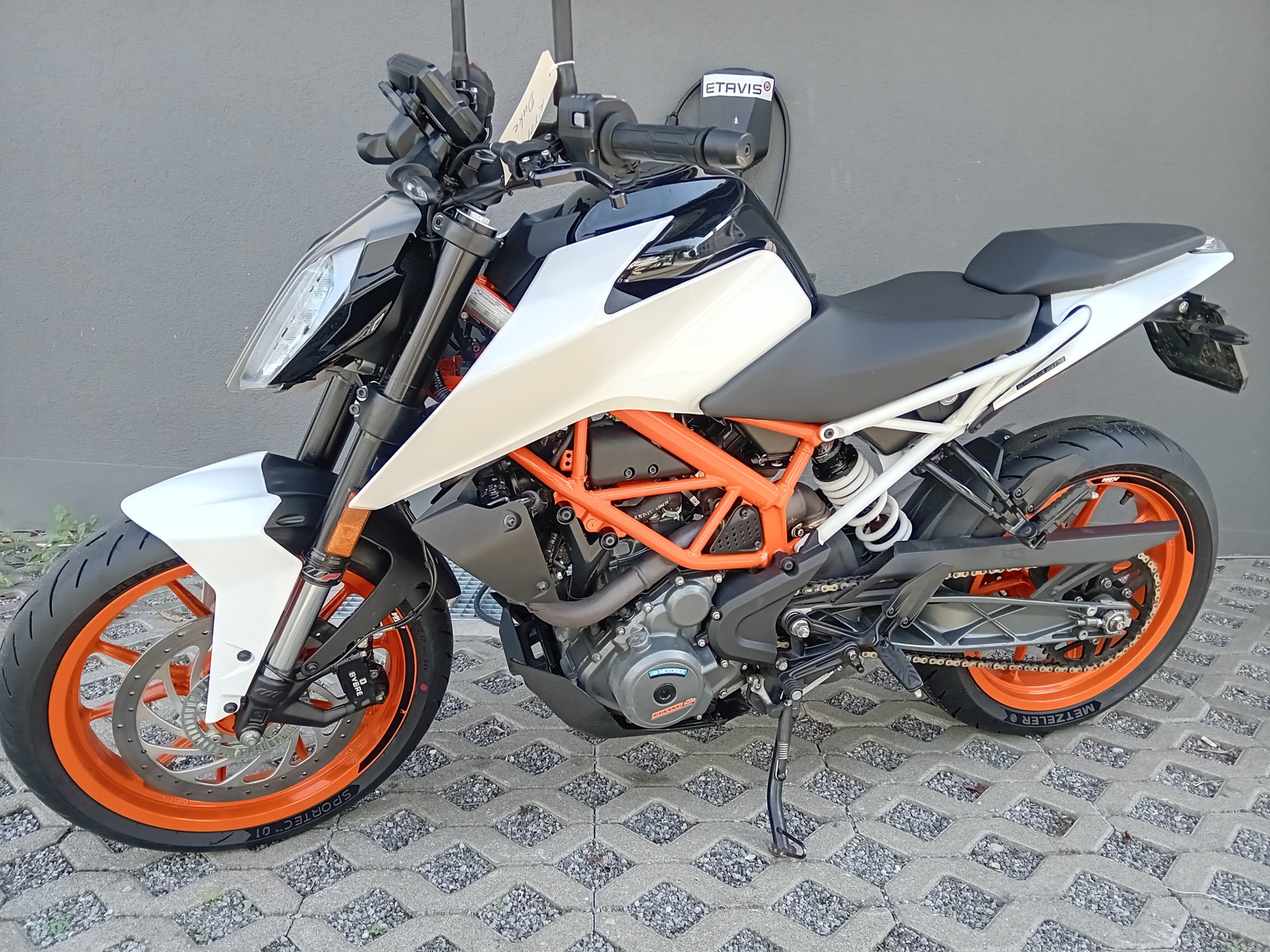 KTM 390 Duke ABS