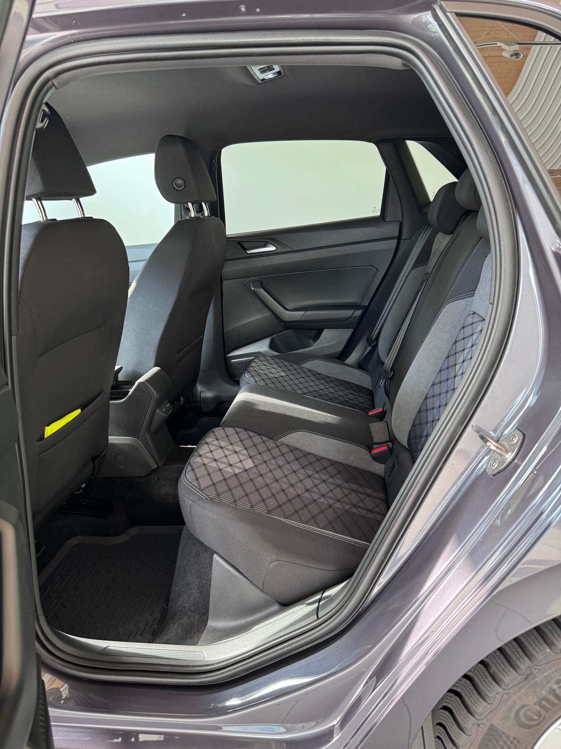VW Polo 1.0 TSI R-Line-image-5