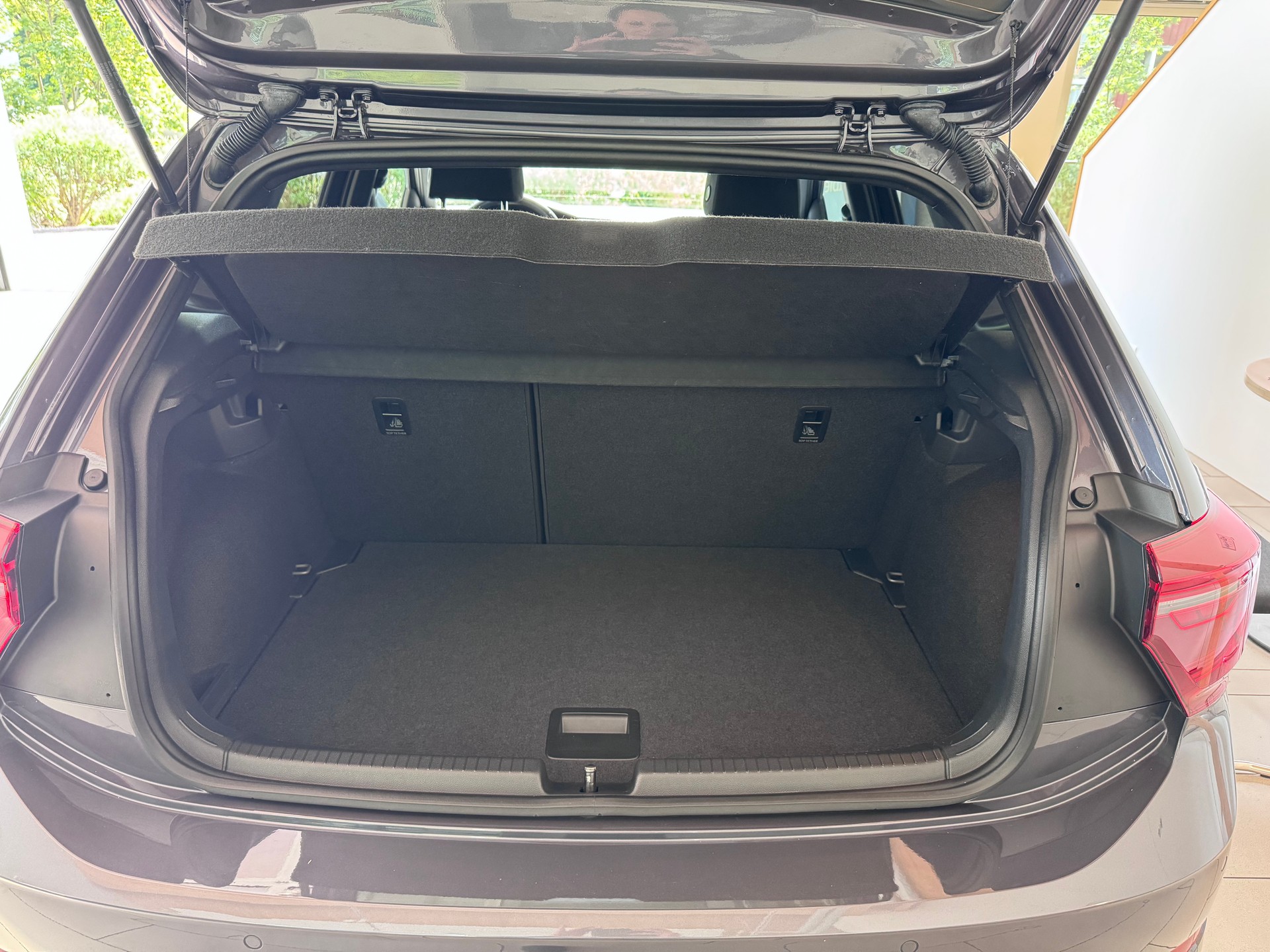 VW Polo 1.0 TSI R-Line-image-3