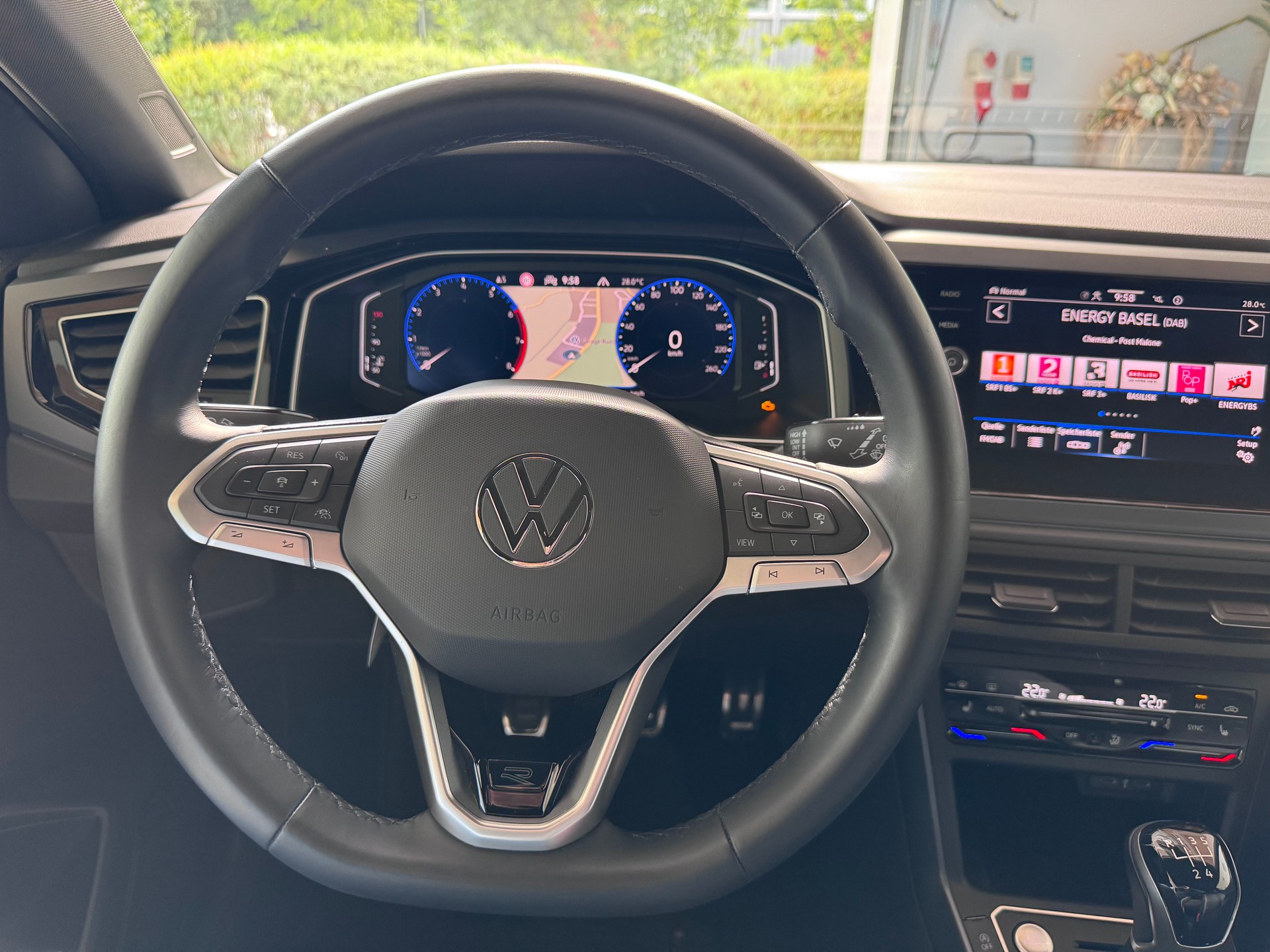 VW Polo 1.0 TSI R-Line-image-6