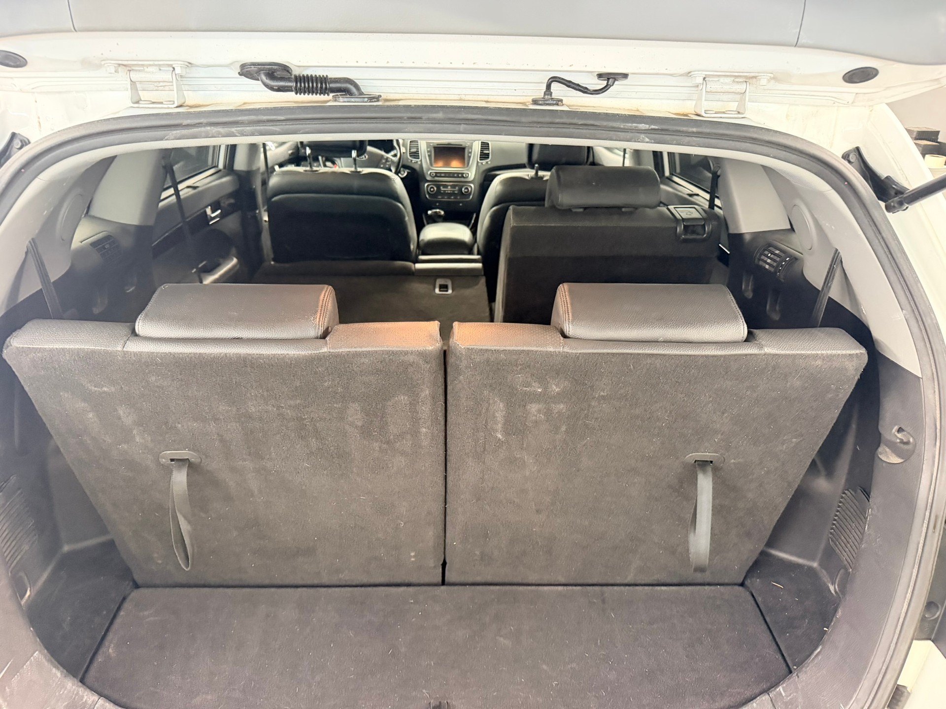 KIA Sorento 2.2 CRDI Style Automatic-image-6