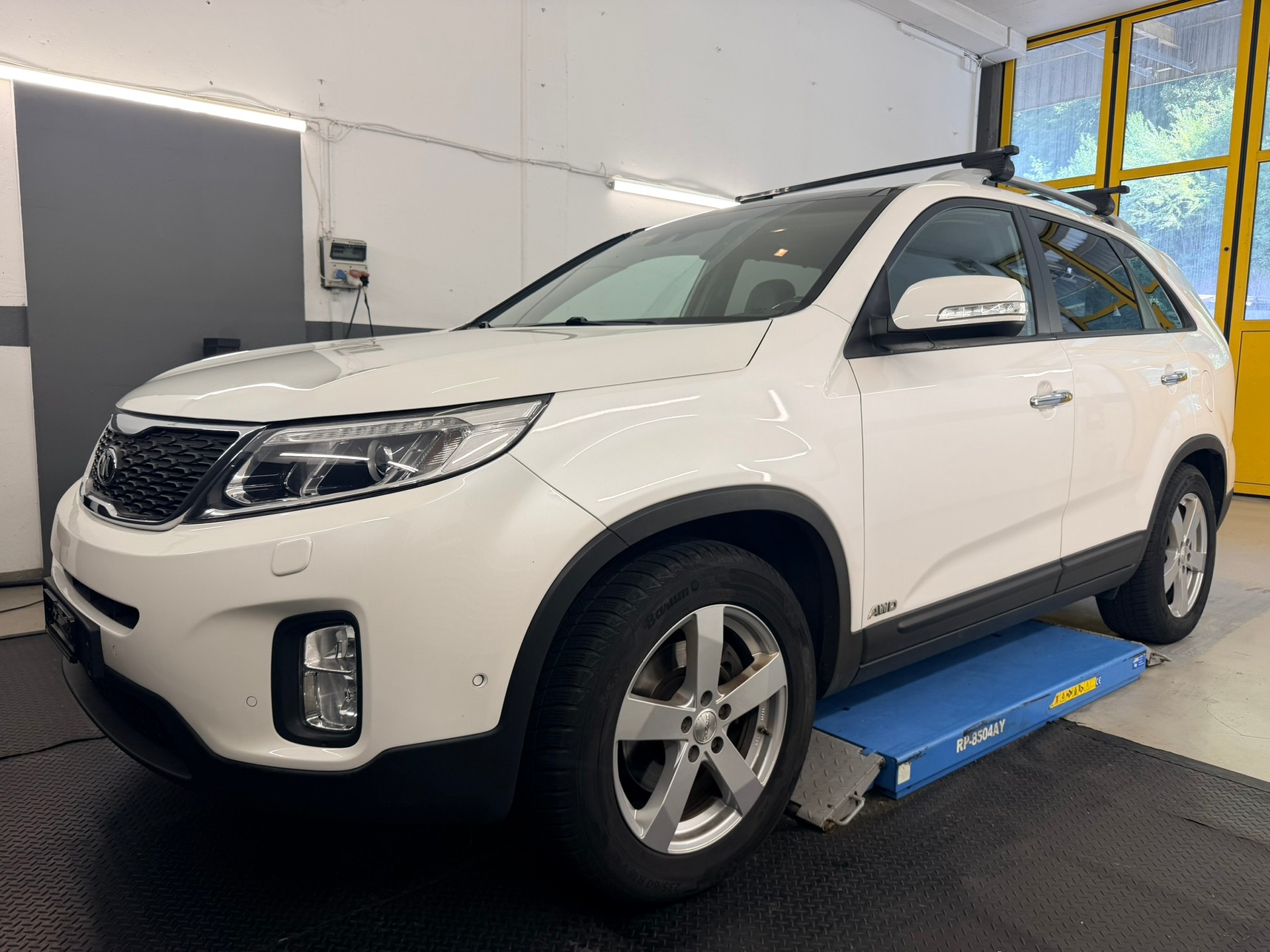 KIA Sorento 2.2 CRDI Style Automatic-image-0