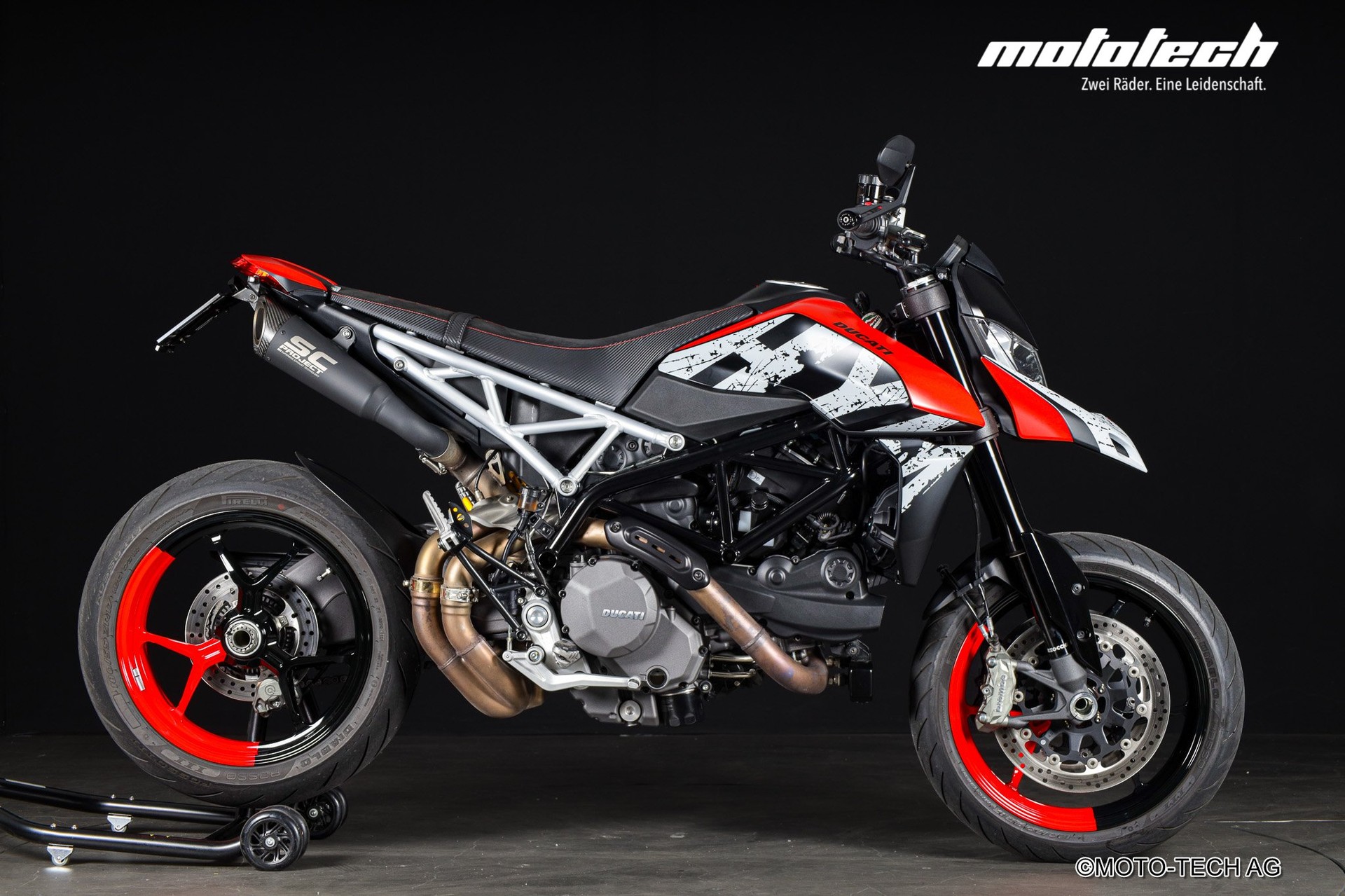 DUCATI Hypermotard 950 RVE SC PROJECT-showroom-element-1
