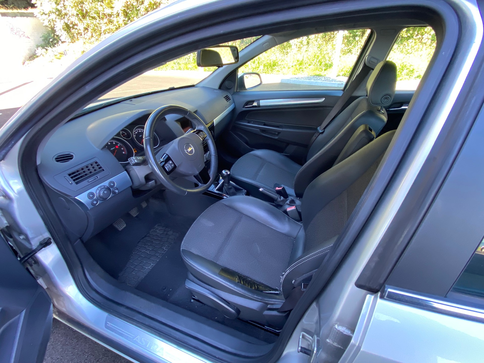 OPEL Astra Caravan 1.6i 16V Diamond-image-5