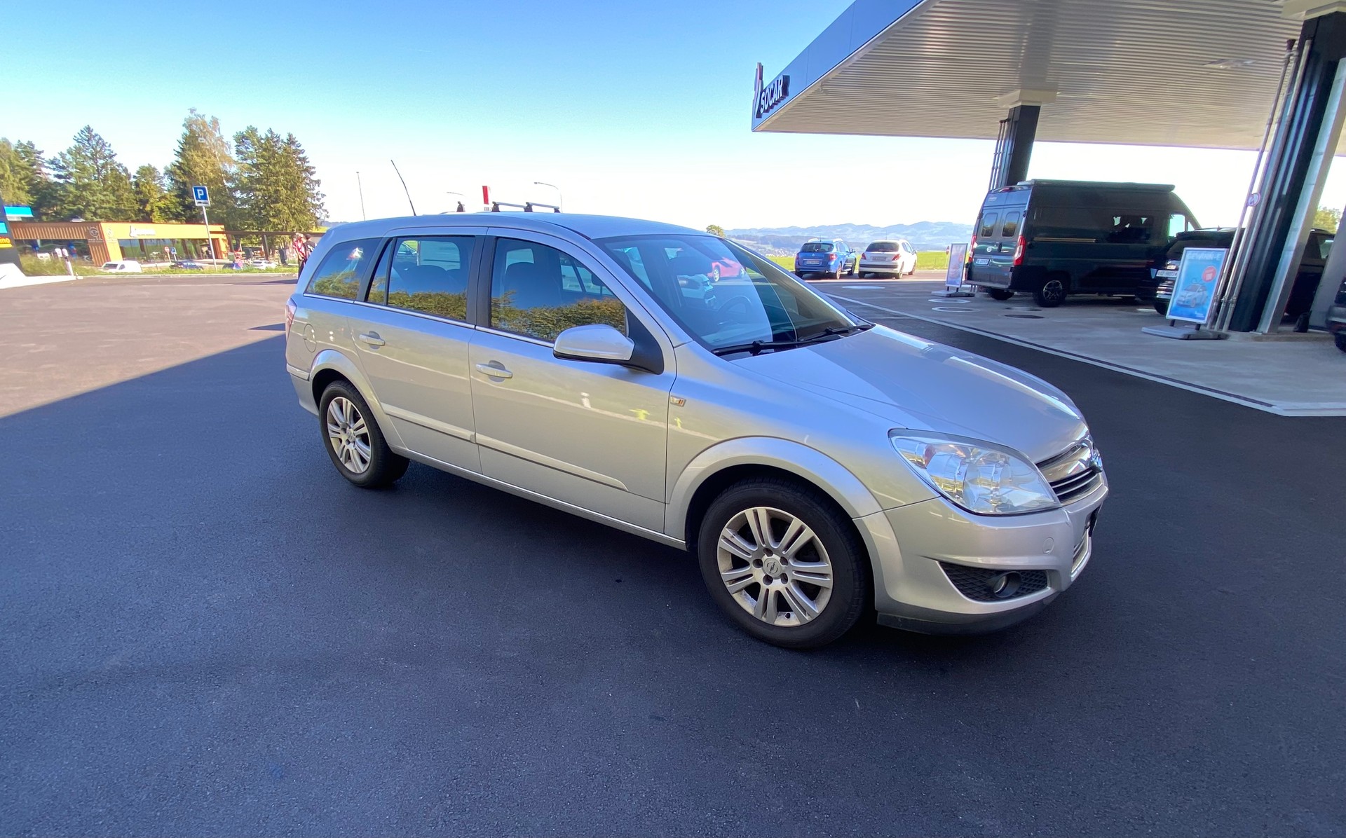 OPEL Astra Caravan 1.6i 16V Diamond-image-2