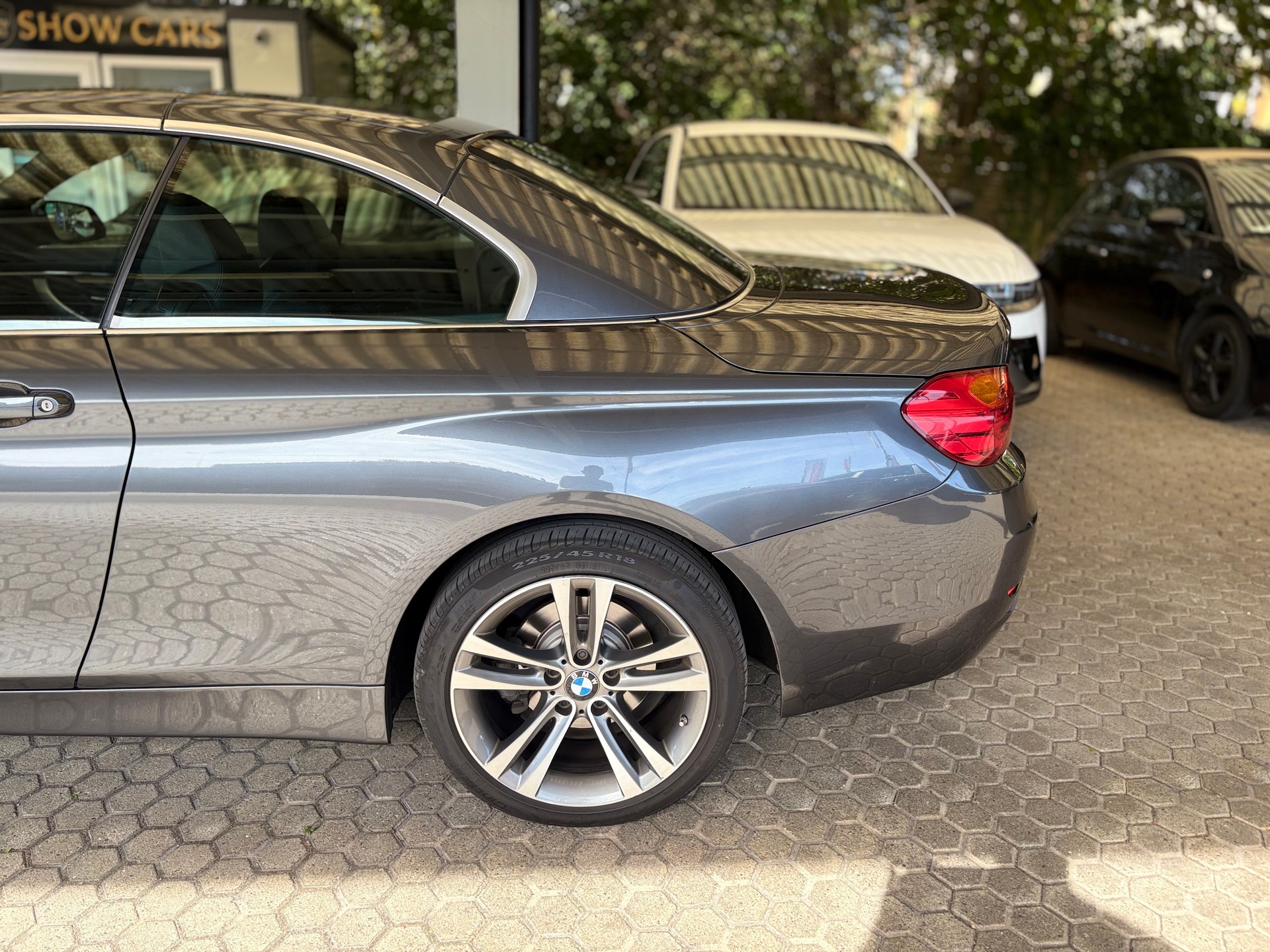 BMW 428i Cabriolet xDrive Sport Line Steptronic-image-4