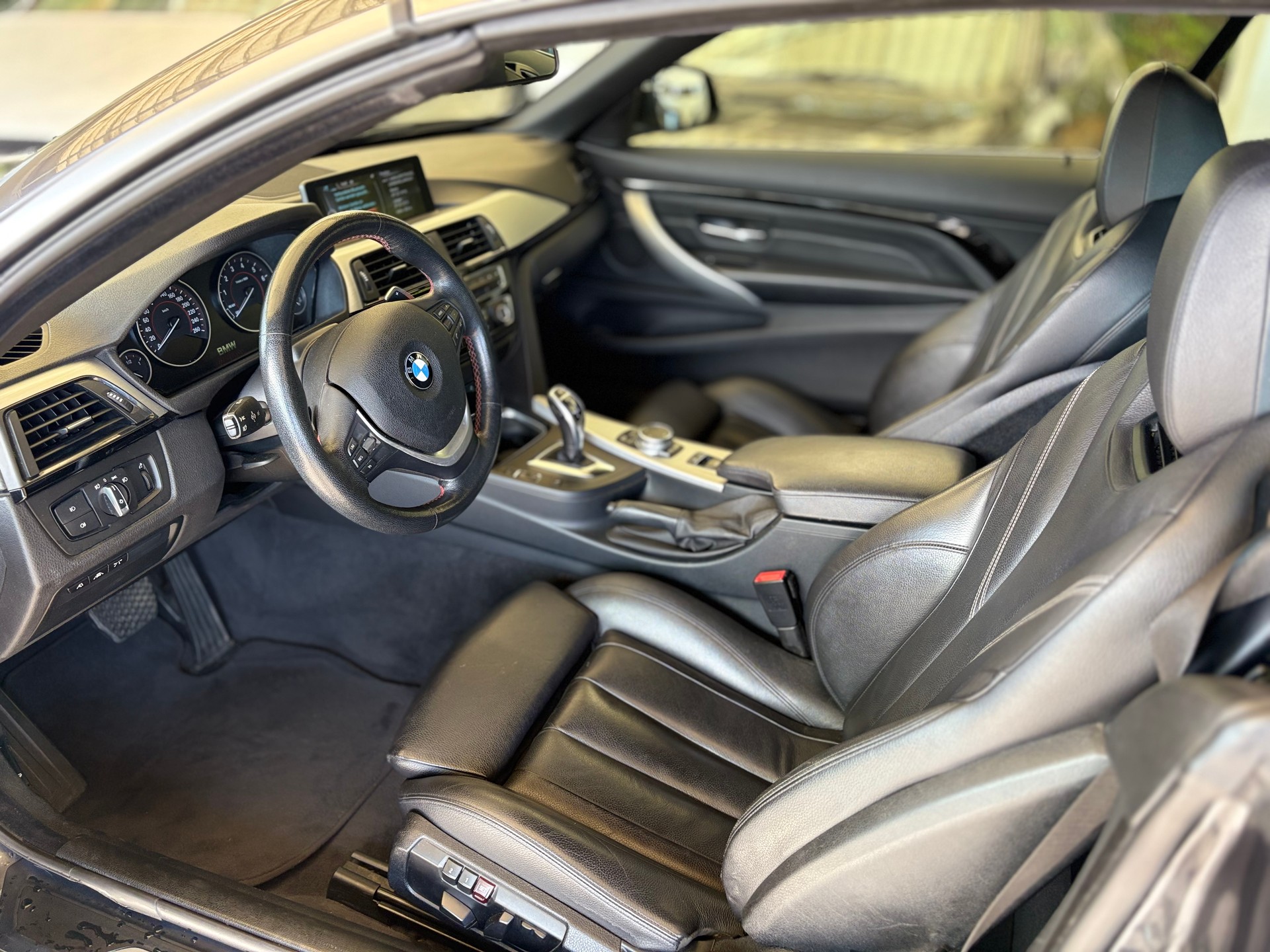 BMW 428i Cabriolet xDrive Sport Line Steptronic-image-5