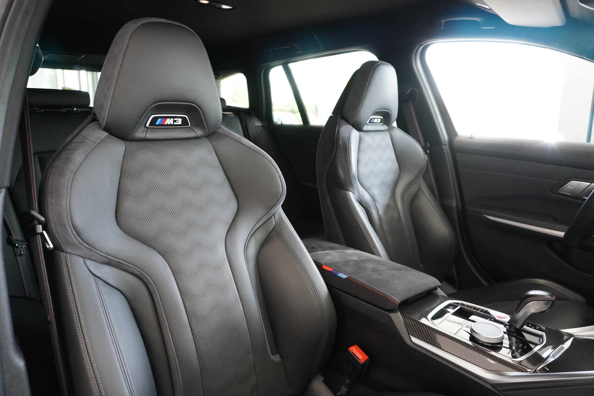 BMW M3 Touring xDrive Competition M-image-7