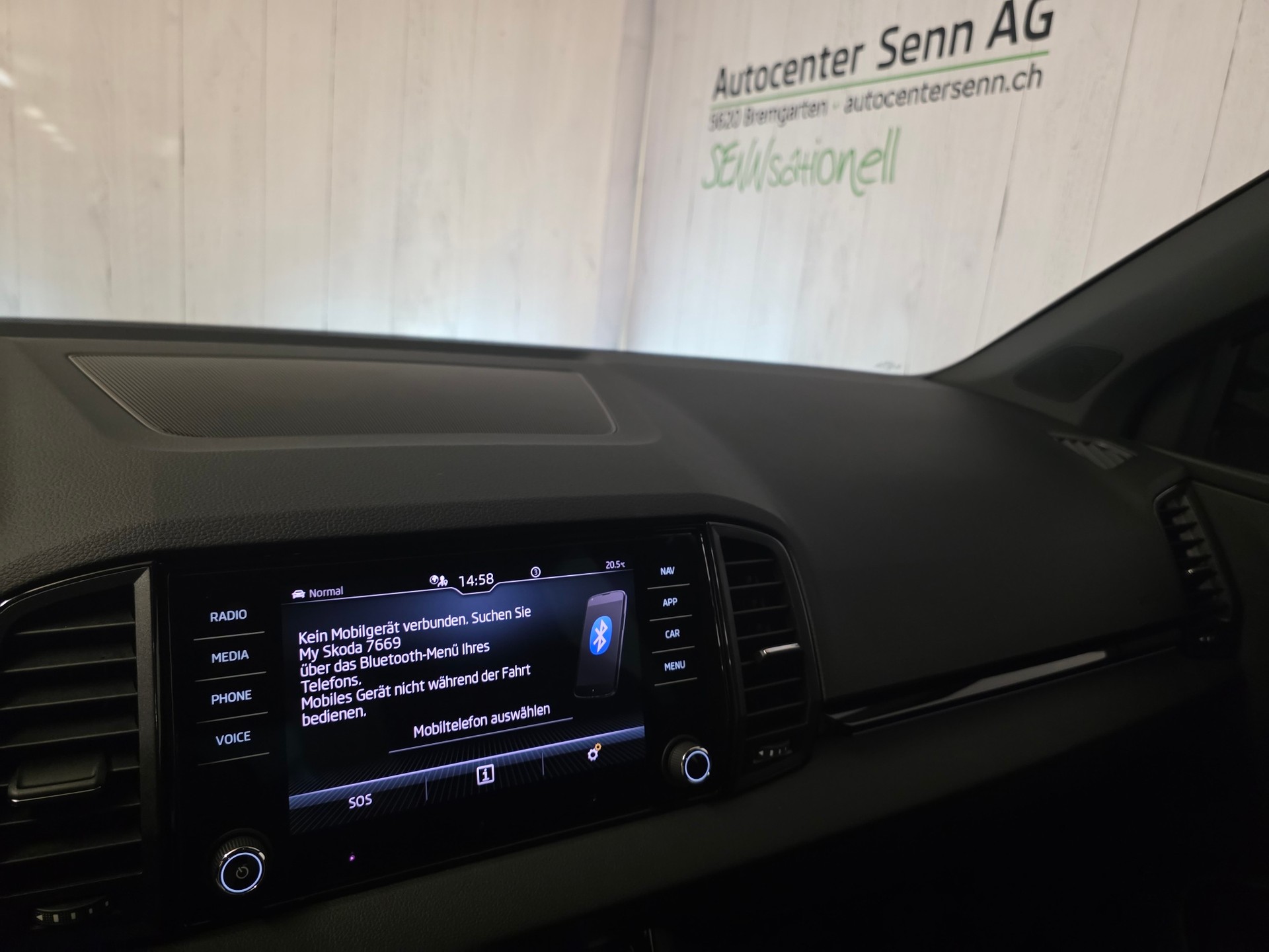 SKODA Karoq 2.0 TSI SportLine 4x4 DSG-image-19