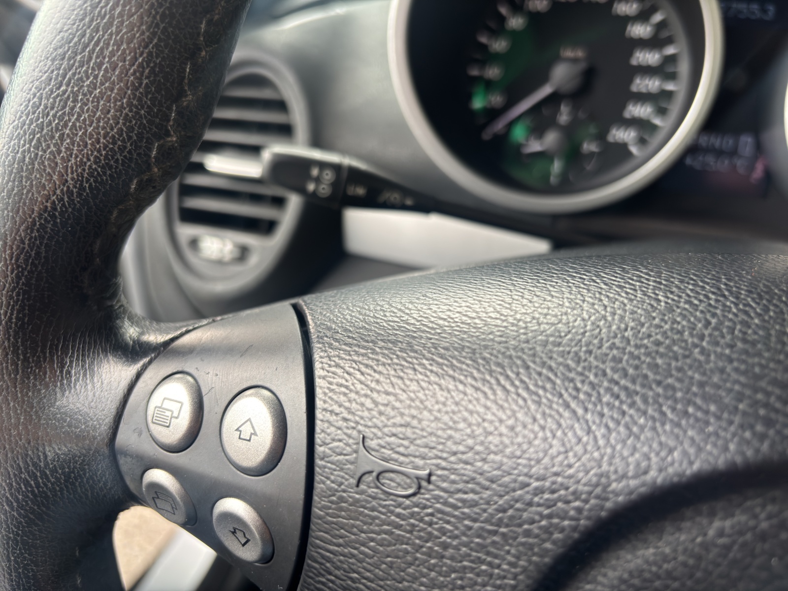 MERCEDES-BENZ SLK 350-image-9