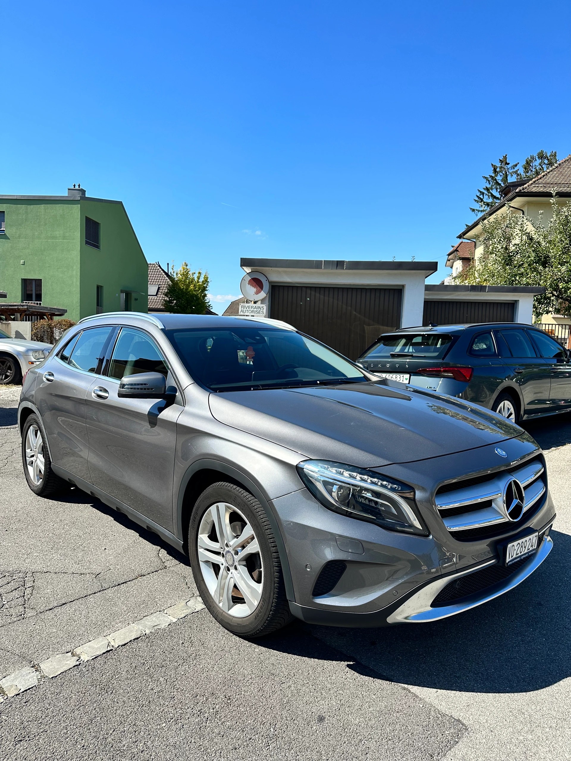 MERCEDES-BENZ GLA 200 d 4m-image-0