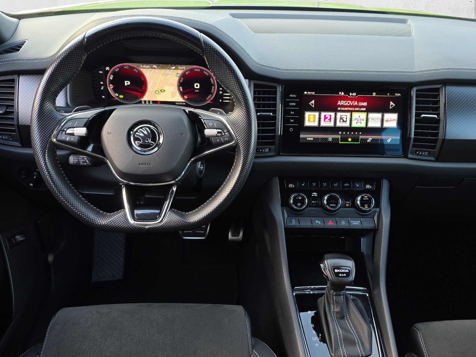 SKODA Kodiaq 2.0 TDI CR SportLine 4x4 DSG mit AHK, Rückfahrkamera, elektr. Sitze mit Memory, usw.-image-13