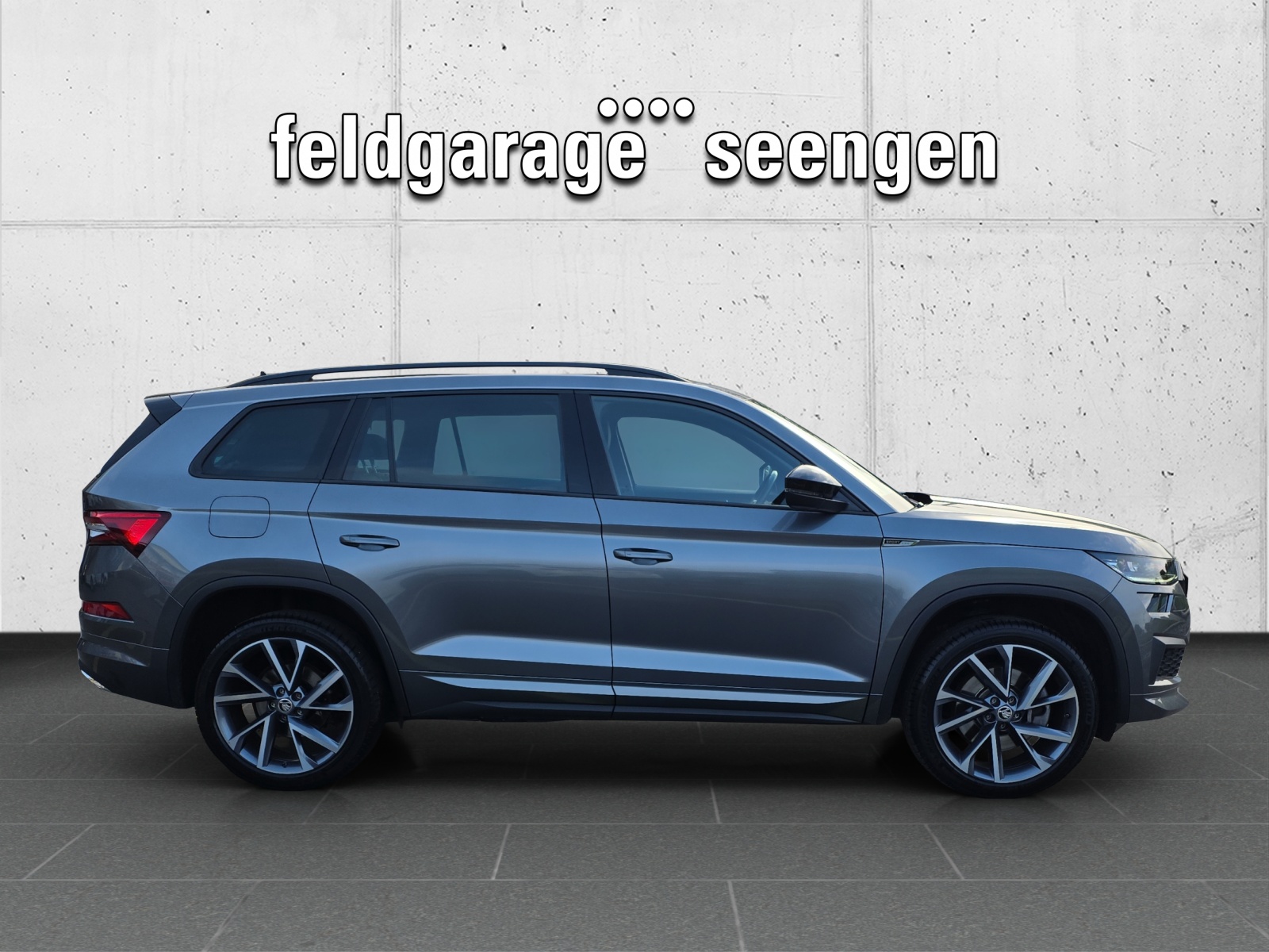 SKODA Kodiaq 2.0 TDI CR SportLine 4x4 DSG mit AHK, Rückfahrkamera, elektr. Sitze mit Memory, usw.-showroom-element-3