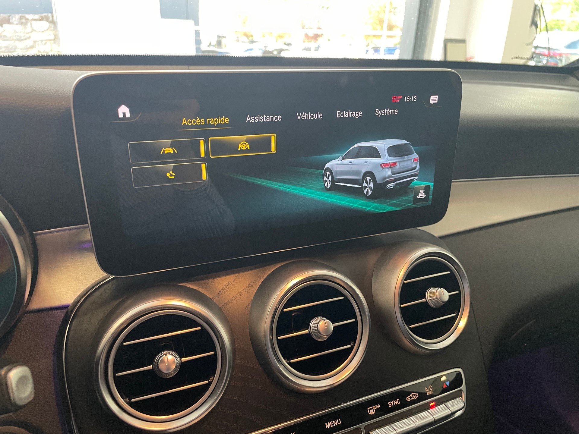 MERCEDES-BENZ GLC 300 AMG Line 4Matic 9G-Tronic-image-16