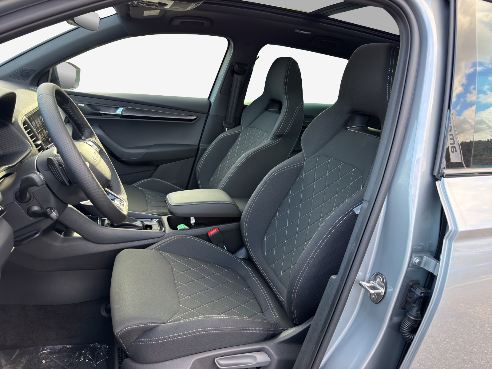 SKODA Karoq 2.0 TSI SportLine 4x4 DSG-image-7
