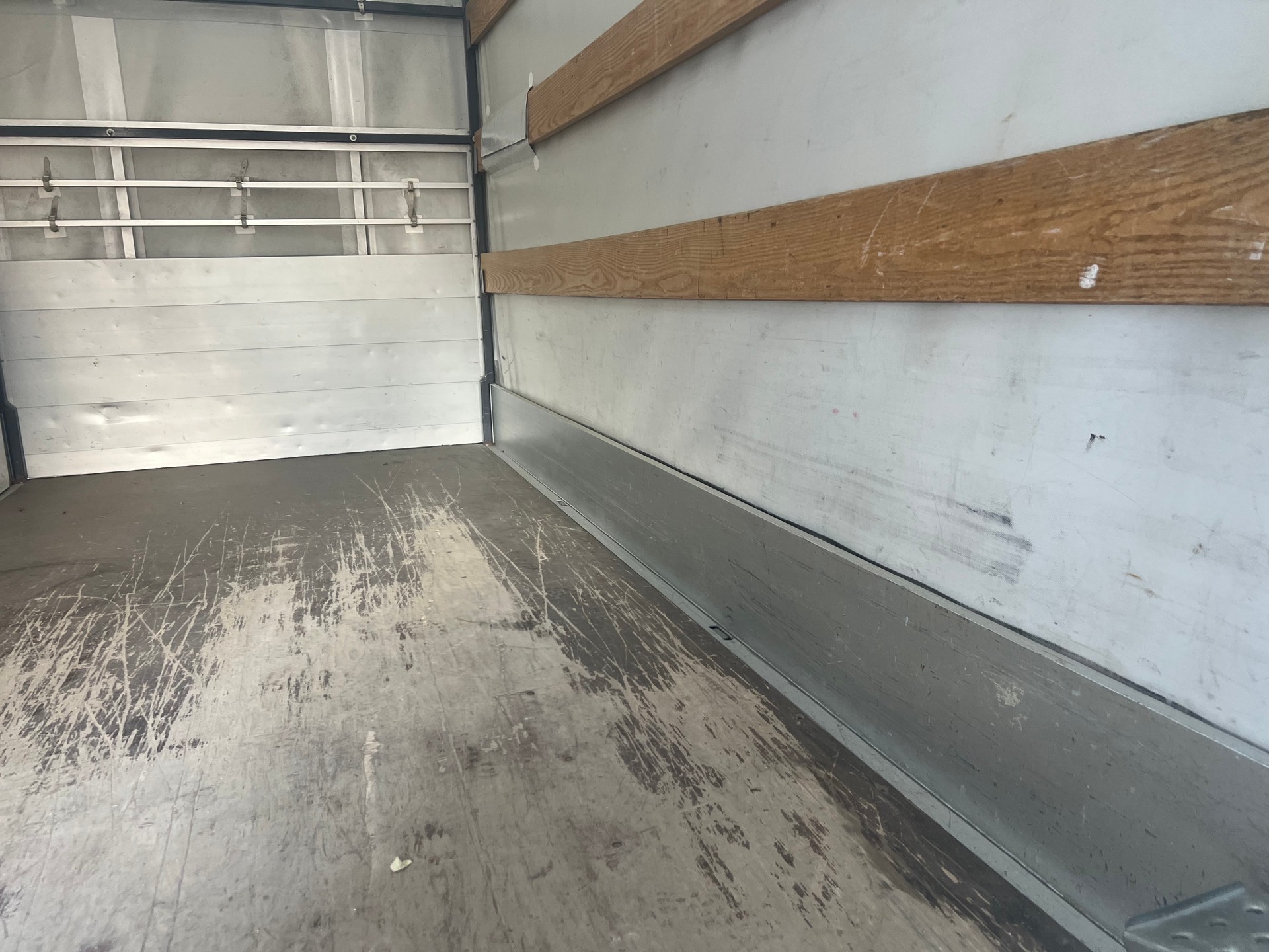 VW Crafter 35 2.0 TDI CR-image-10
