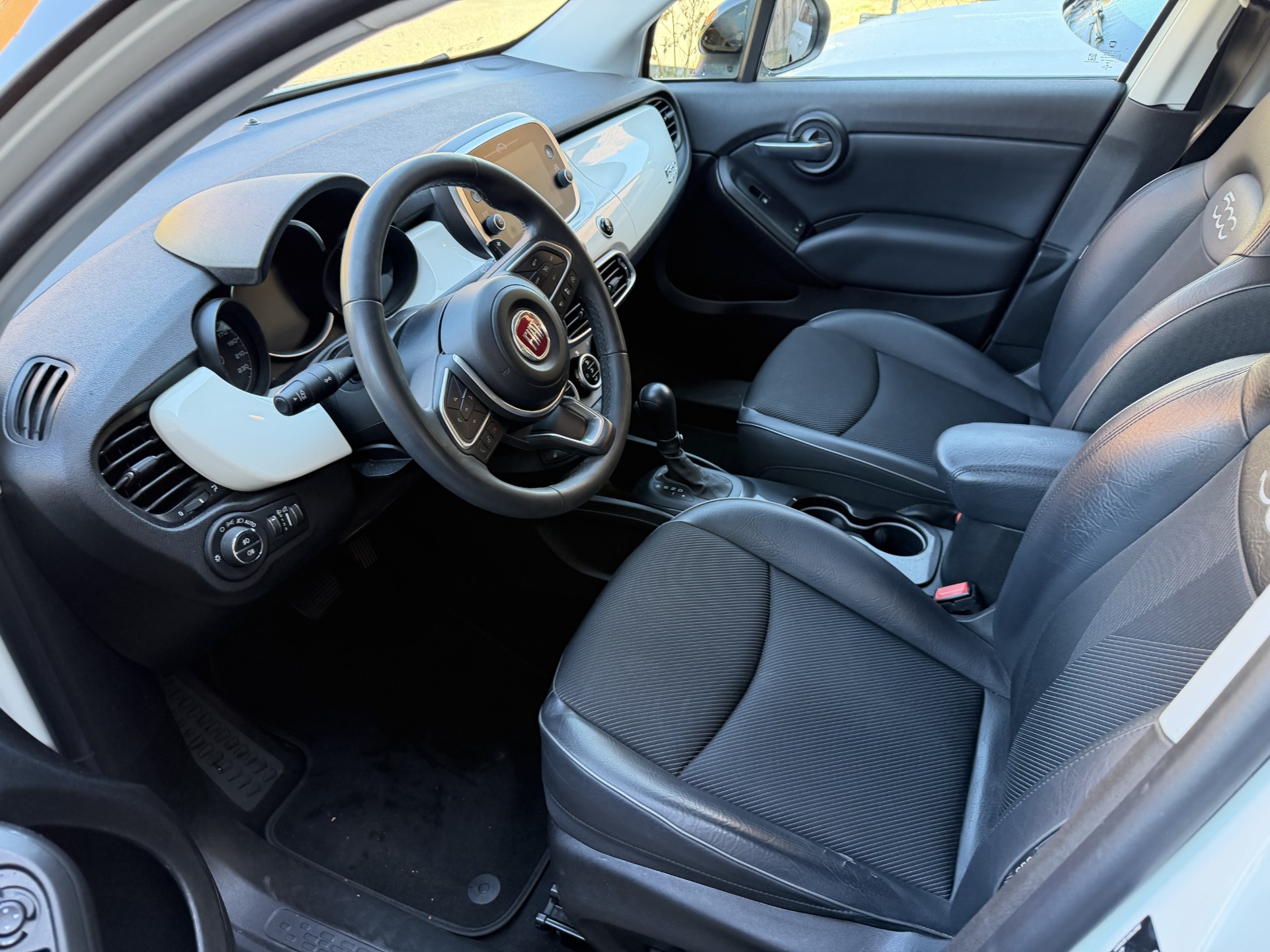 FIAT 500X 2.0MJ Cross 4x4 Automatic-image-10