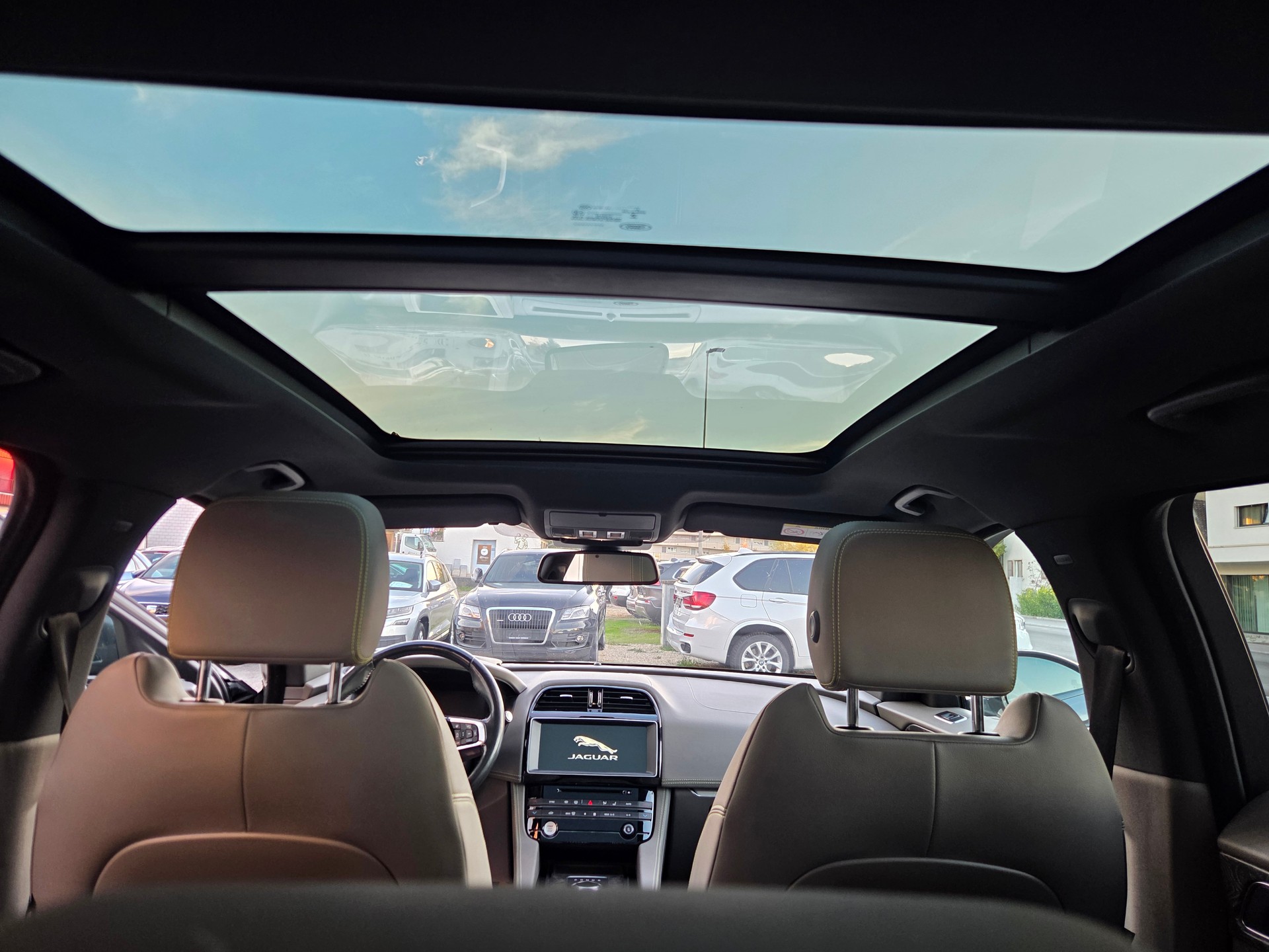 JAGUAR F-Pace 3.0 TD R-Sport AWD Automatik-image-16