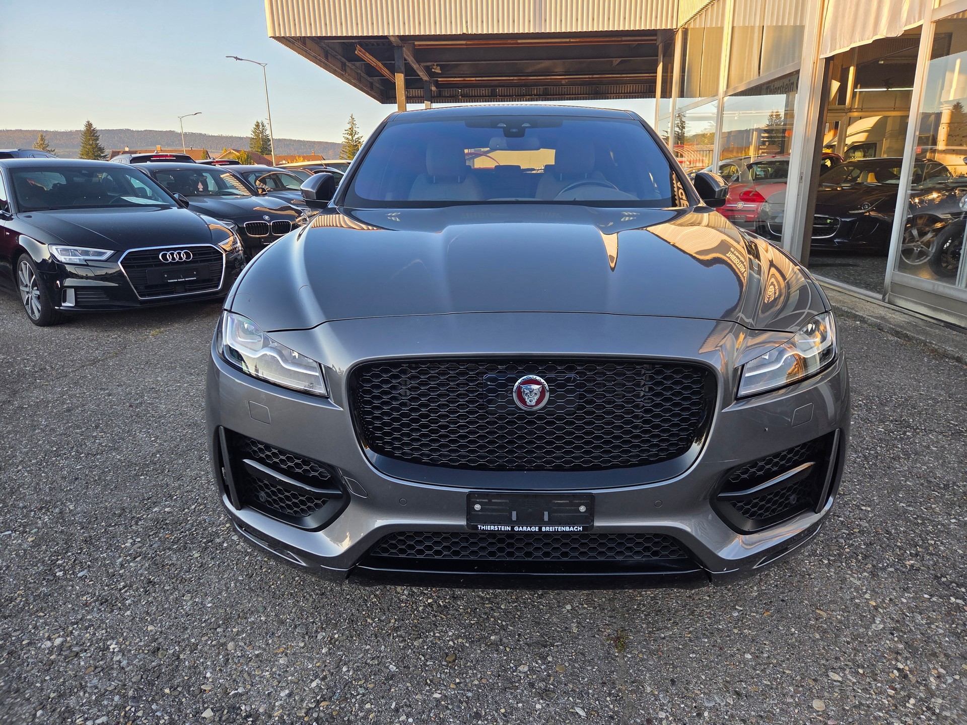 JAGUAR F-Pace 3.0 TD R-Sport AWD Automatik-image-0