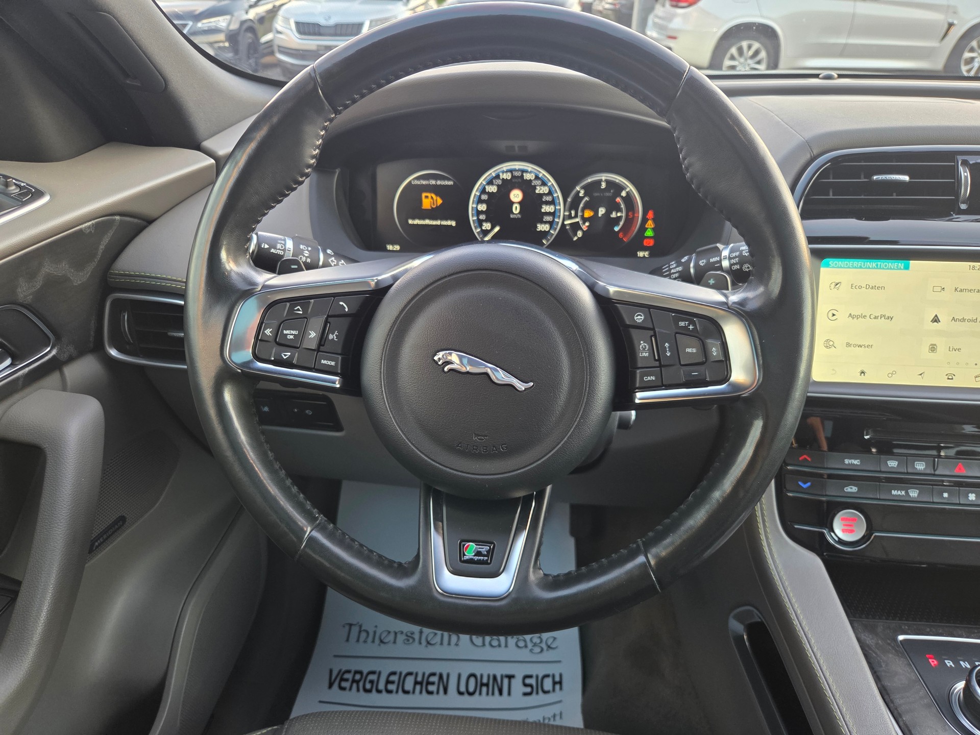 JAGUAR F-Pace 3.0 TD R-Sport AWD Automatik-image-17