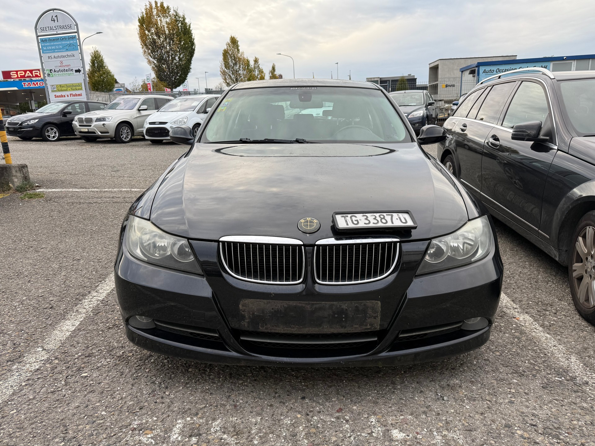BMW 330d Touring-image-0