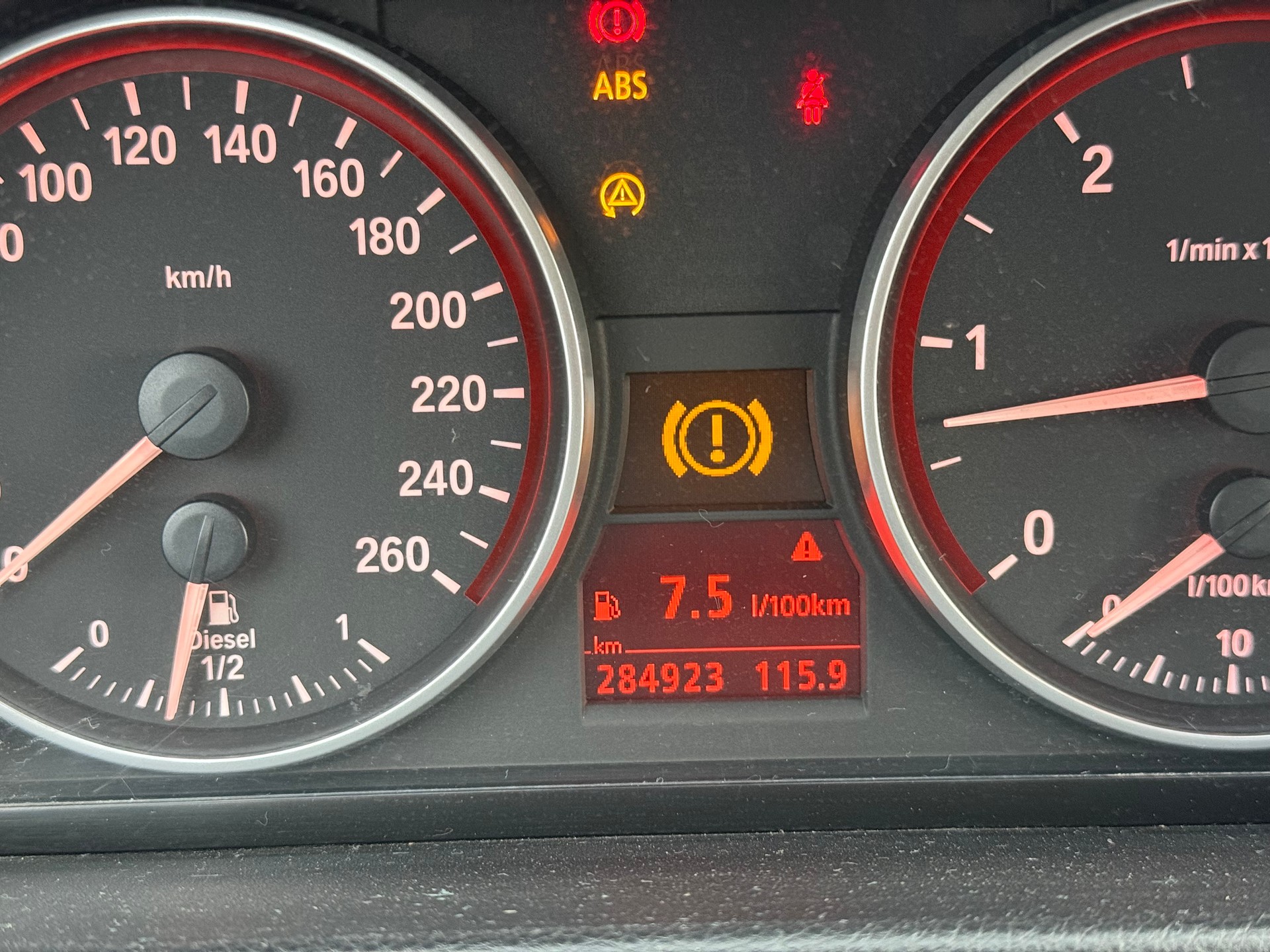 BMW 330d Touring-image-4