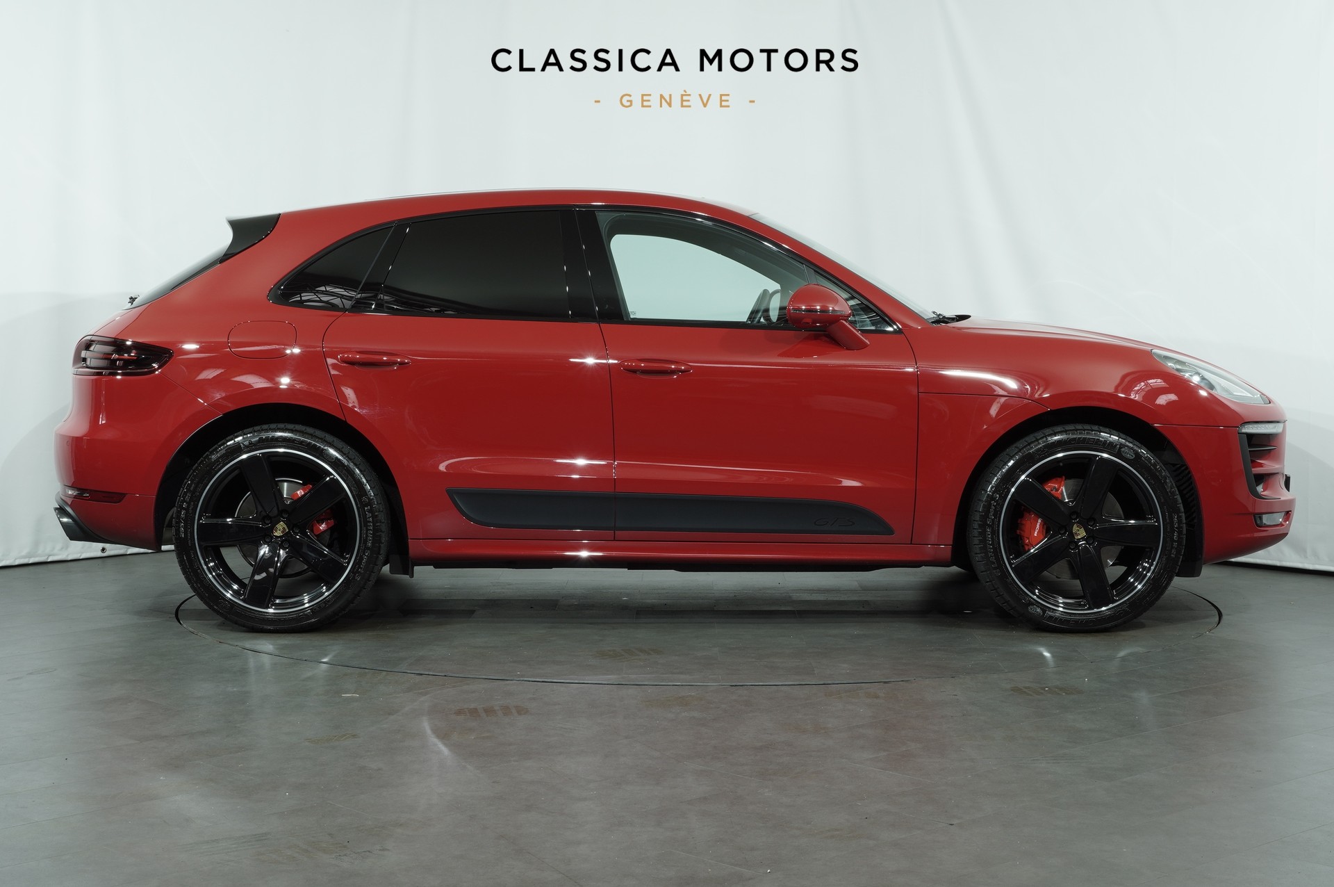 PORSCHE Macan GTS PDK-image-2