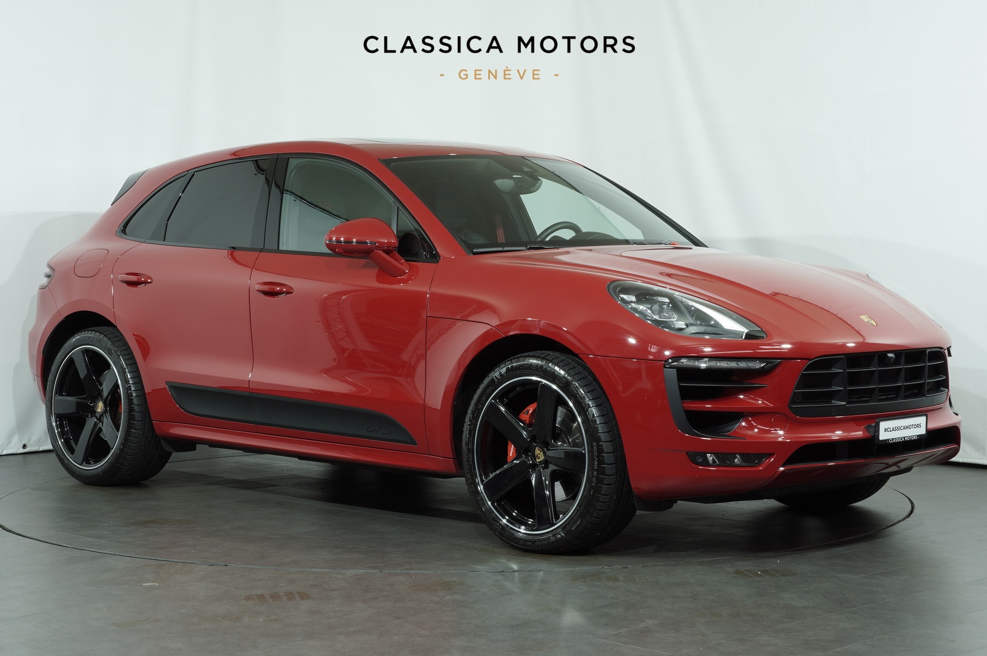 PORSCHE Macan GTS PDK-image-1