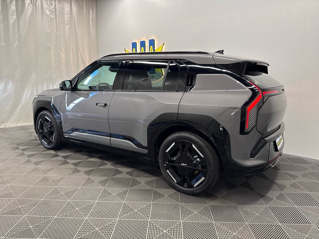 KIA EV3 81,4 kWh GT-Line Long Range-image-1