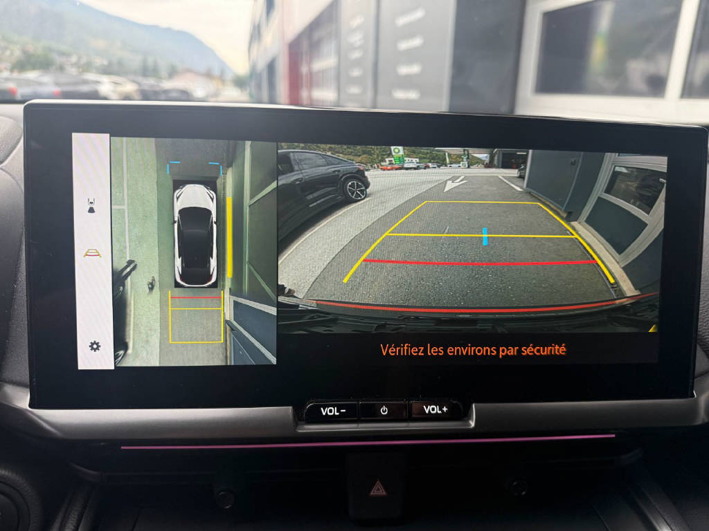 TOYOTA C-HR 2.0 HEV GR Sport Premiere 4x4-image-12