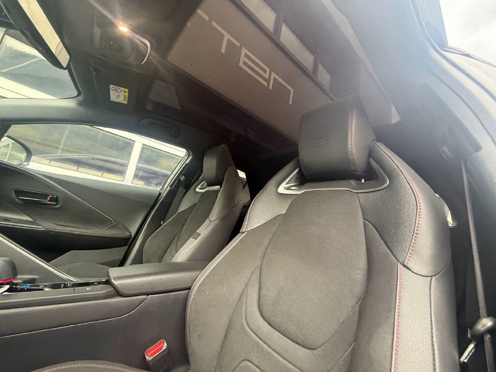 TOYOTA C-HR 2.0 HEV GR Sport Premiere 4x4-image-7