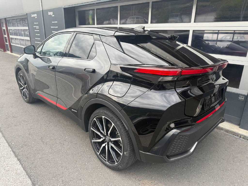 TOYOTA C-HR 2.0 HEV GR Sport Premiere 4x4-showroom-element-3